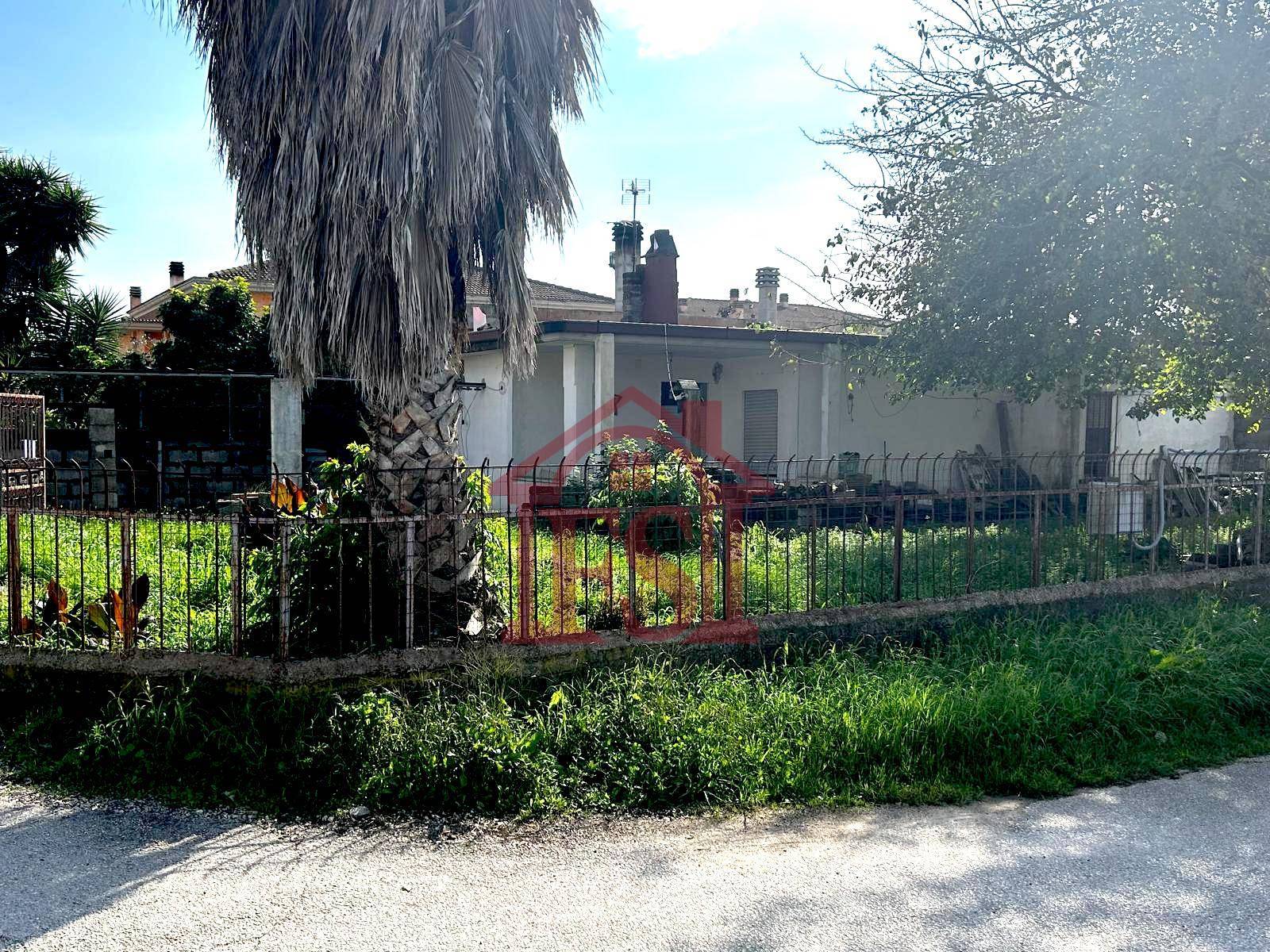Villa in vendita a Latina, Borgo Montello