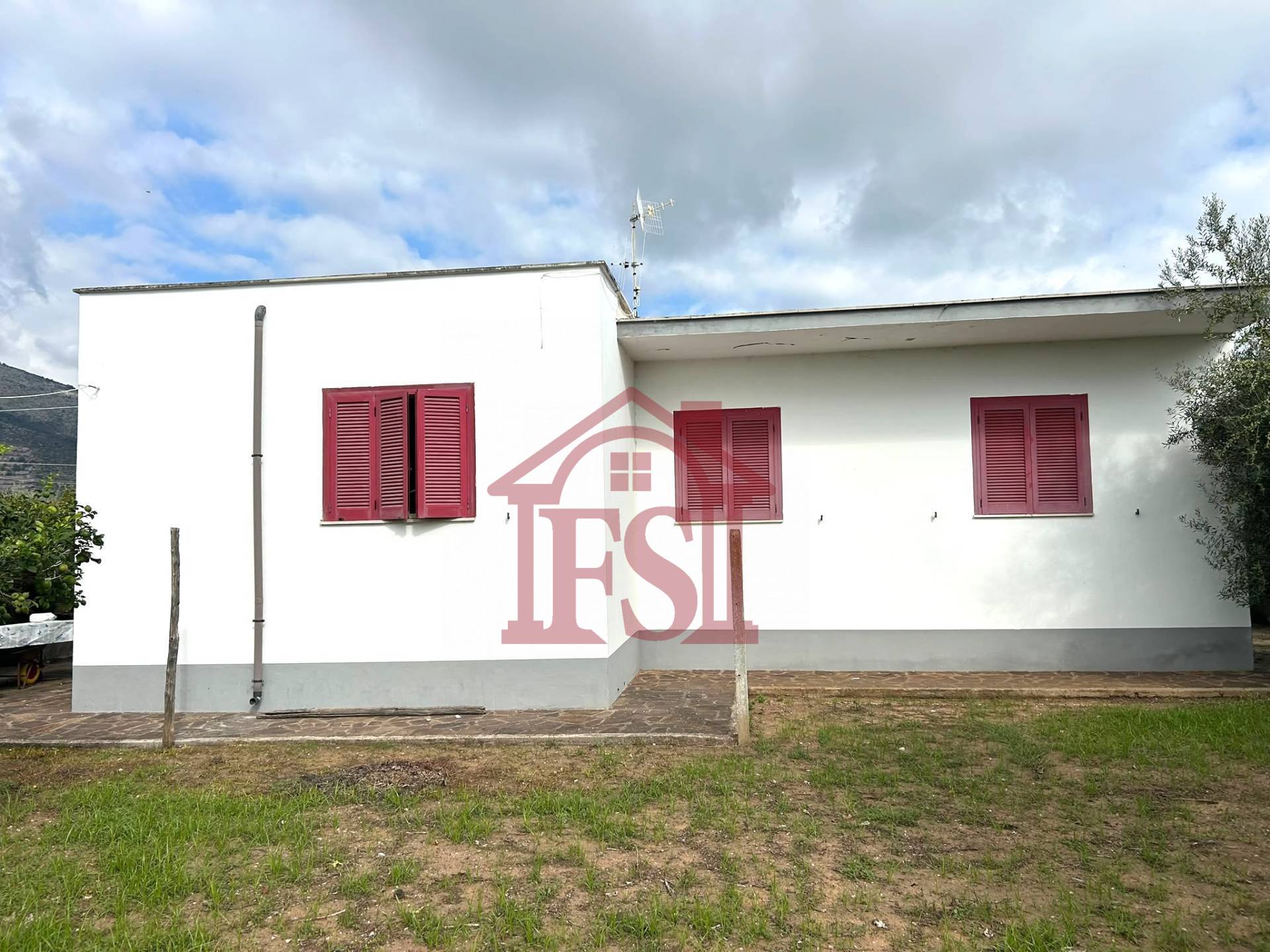 Villa in vendita a Fondi, Salto di Fondi