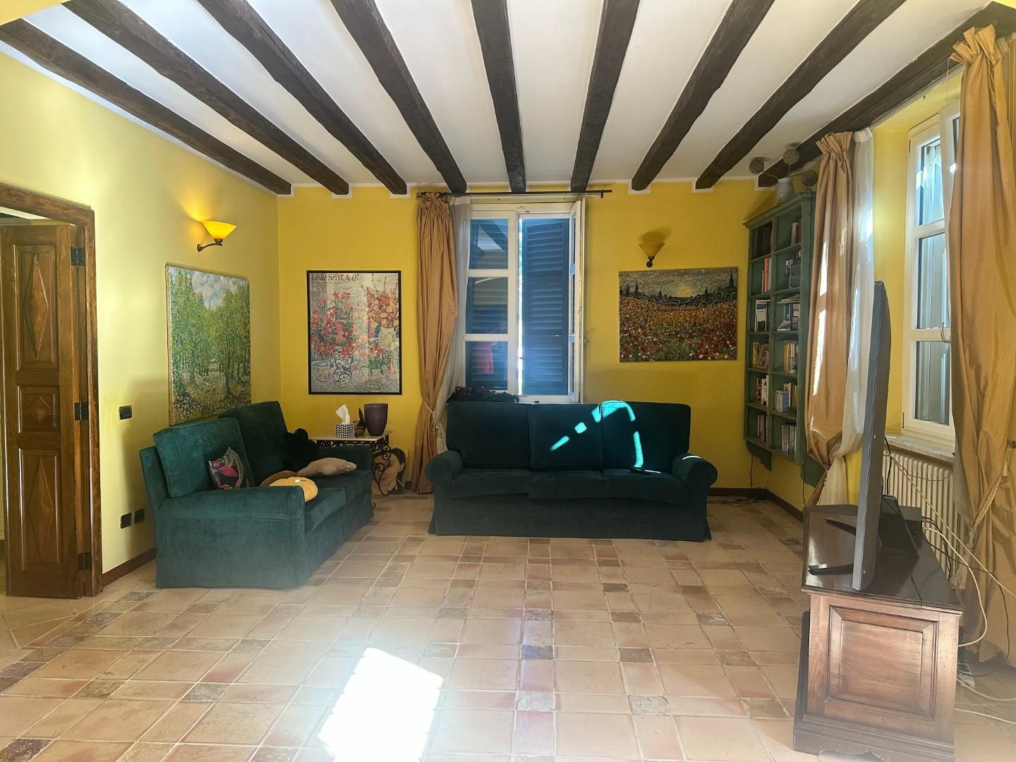 Appartamento con giardino a Aulla