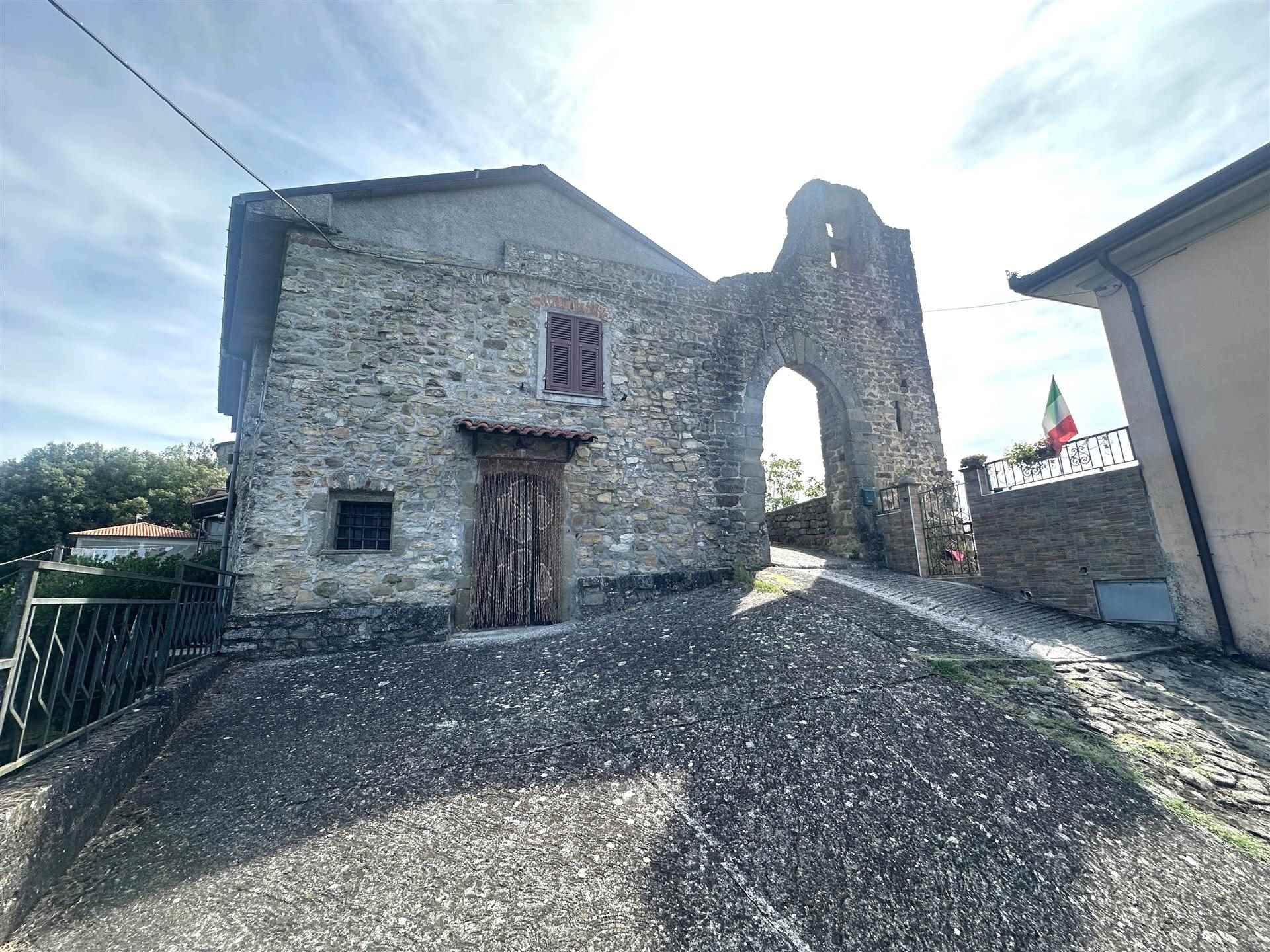 Casa – Licciana Nardi, Piano