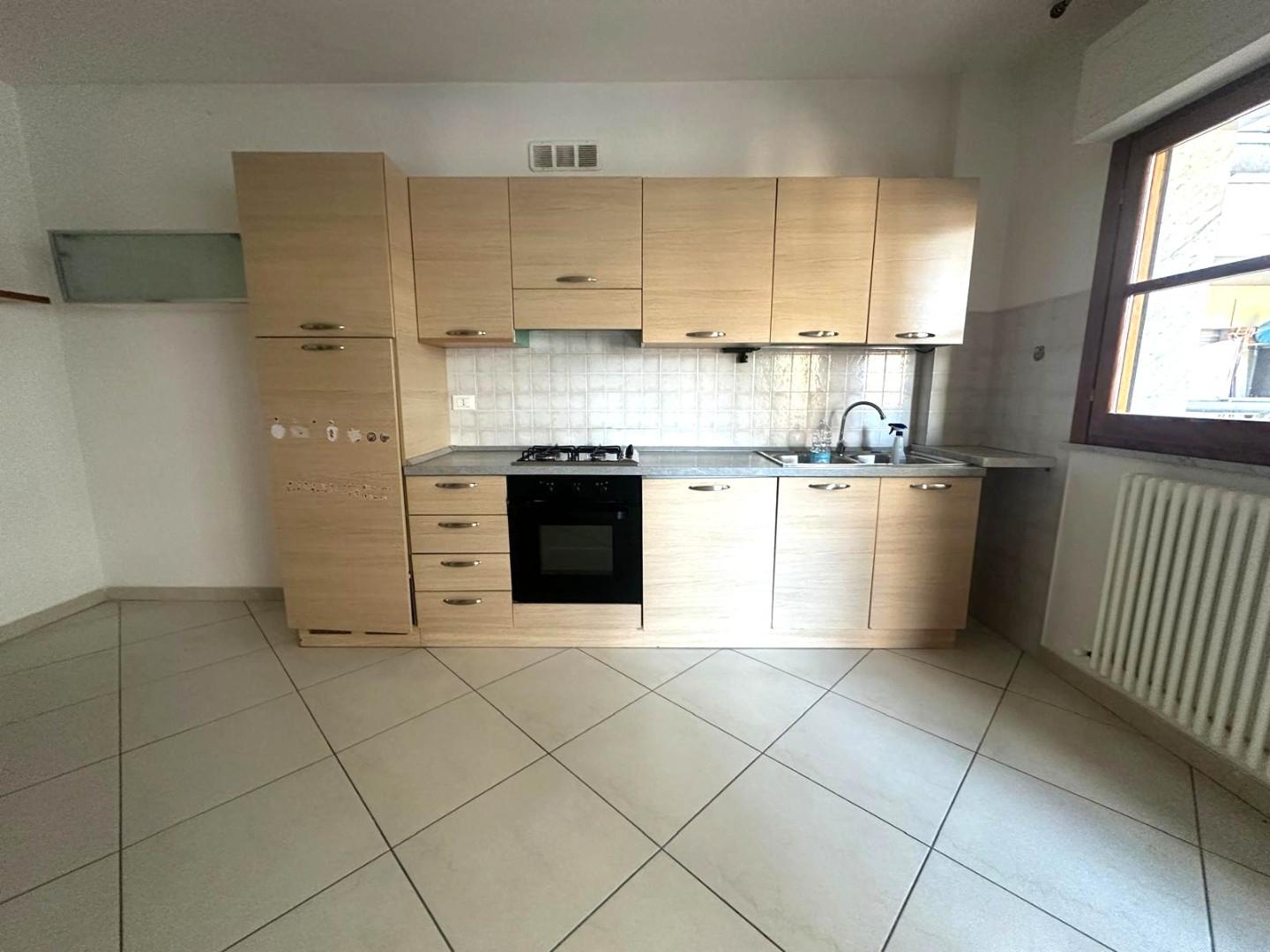 Trilocale con terrazzo a Aulla