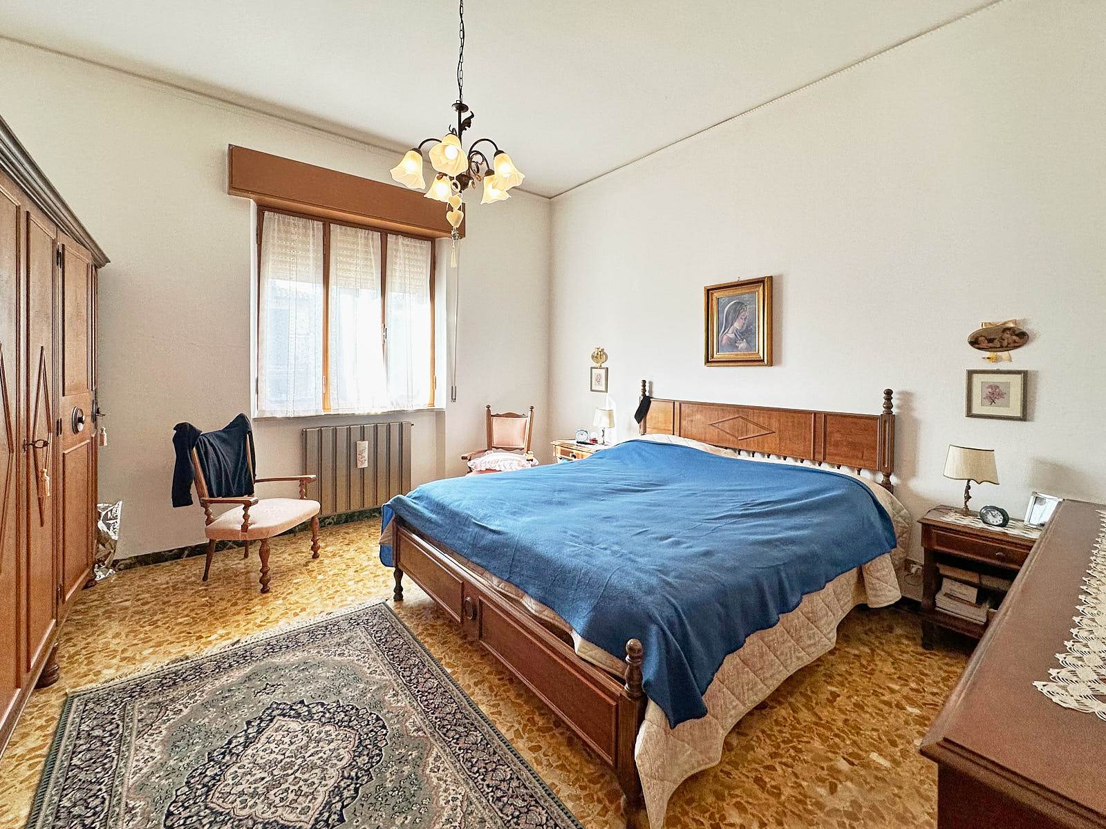 Casa indipendente con giardino a Aulla