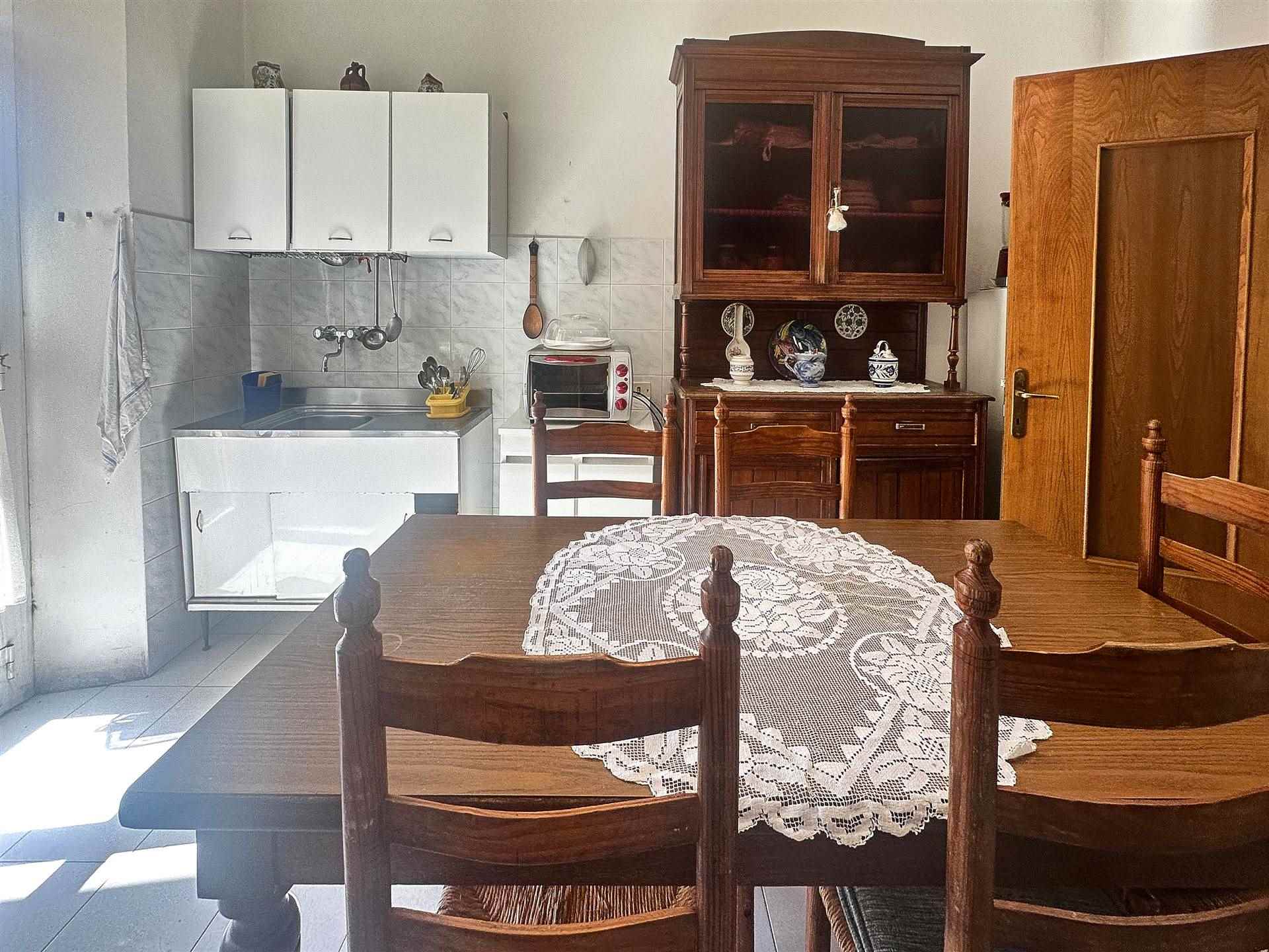 Appartamento con terrazzo a Aulla