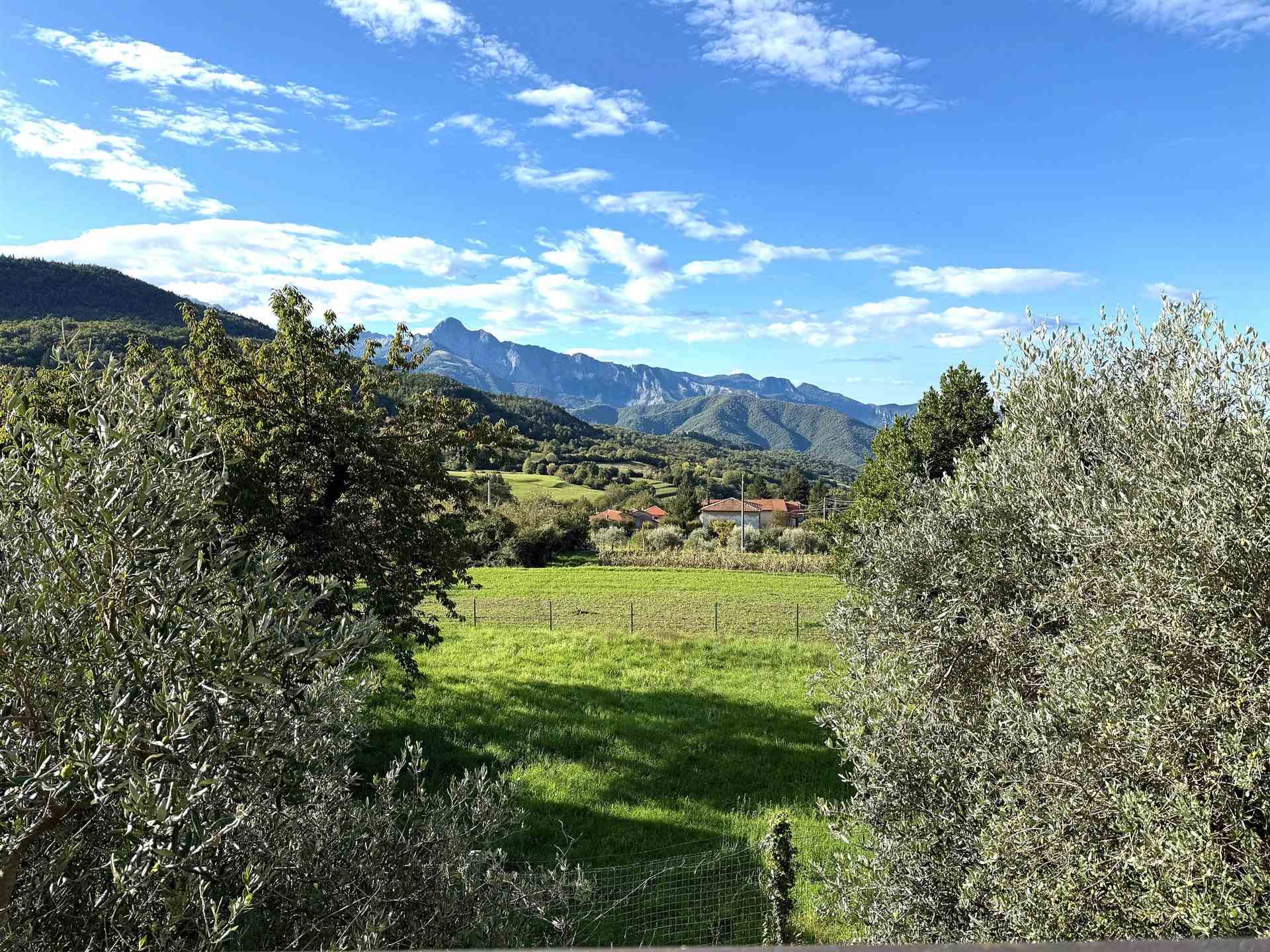 Casa indipendente con giardino a Casola in Lunigiana