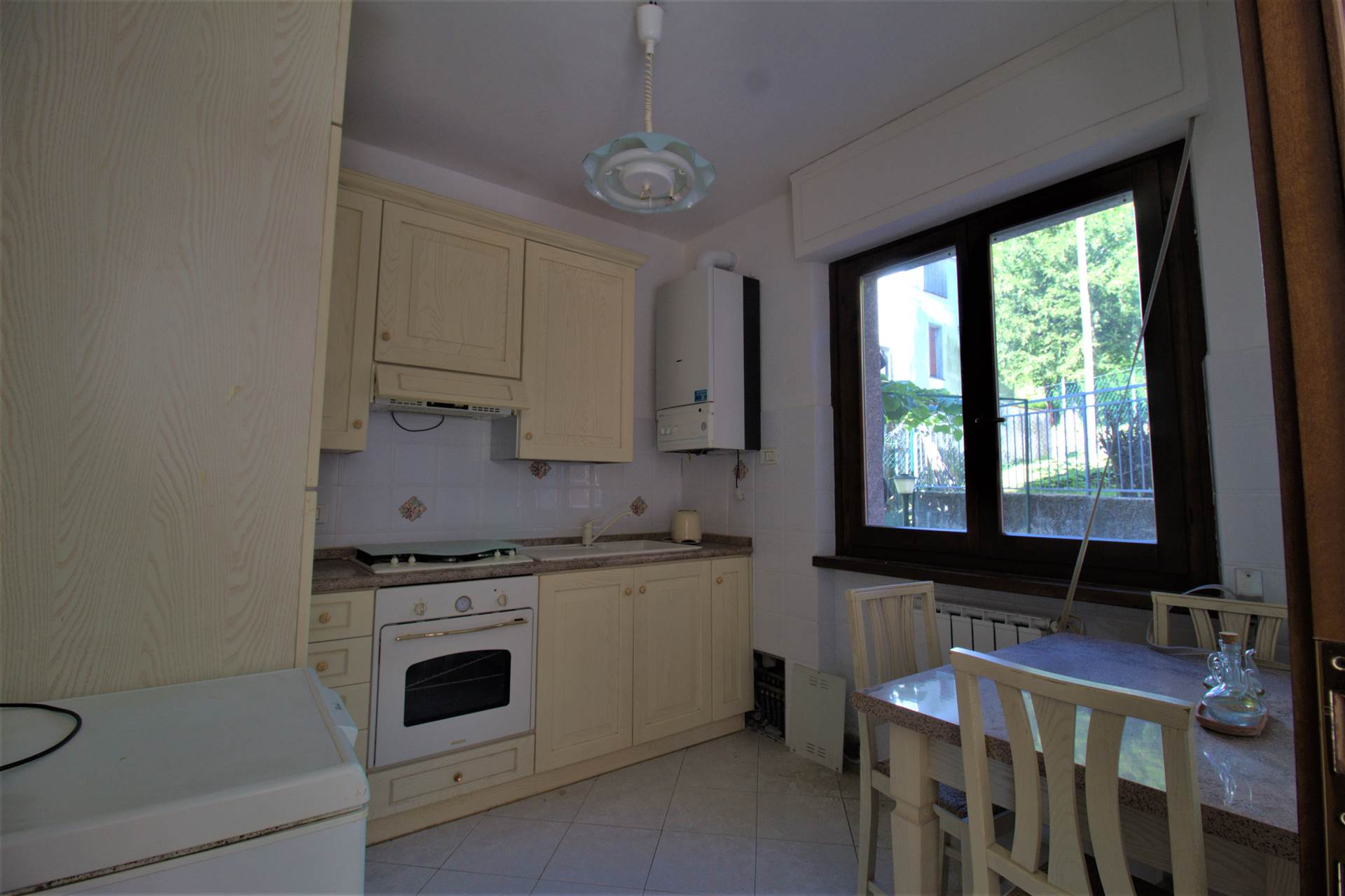 Appartamento con terrazzo a Aulla