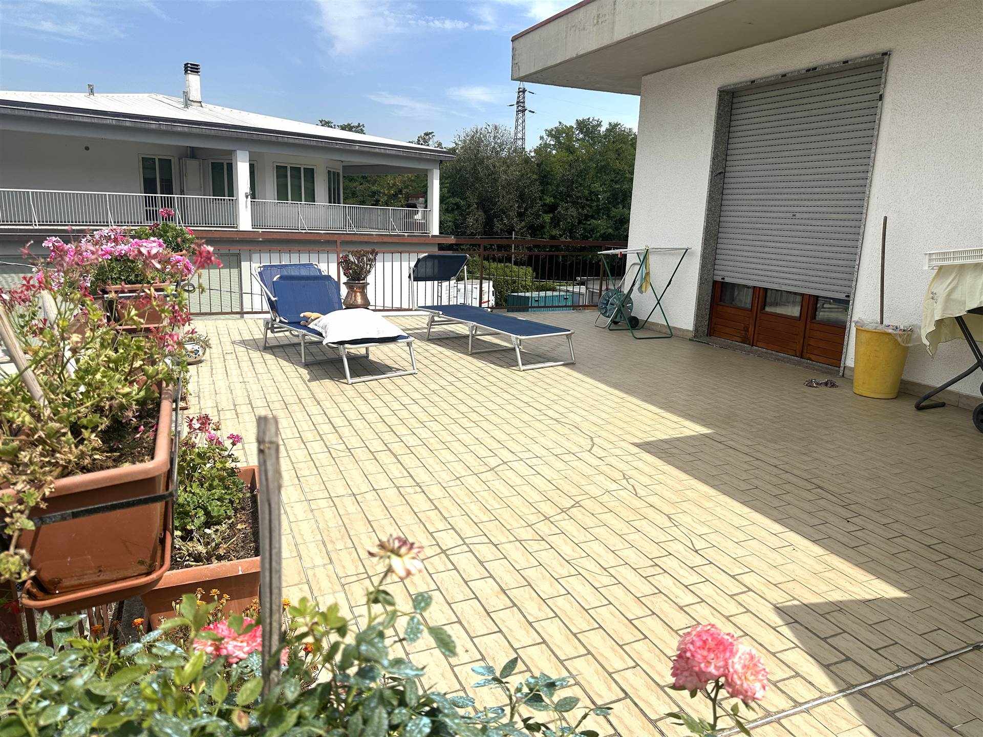 Appartamento con terrazzo a Aulla