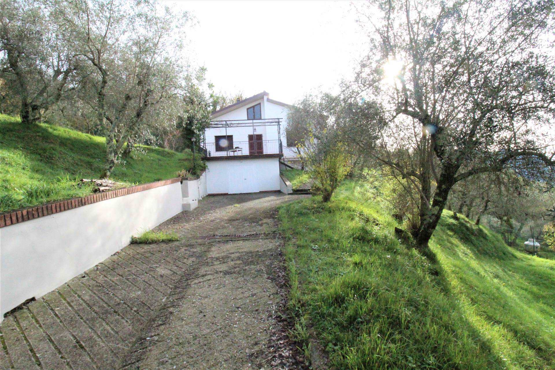 Casa indipendente in vendita a Aulla