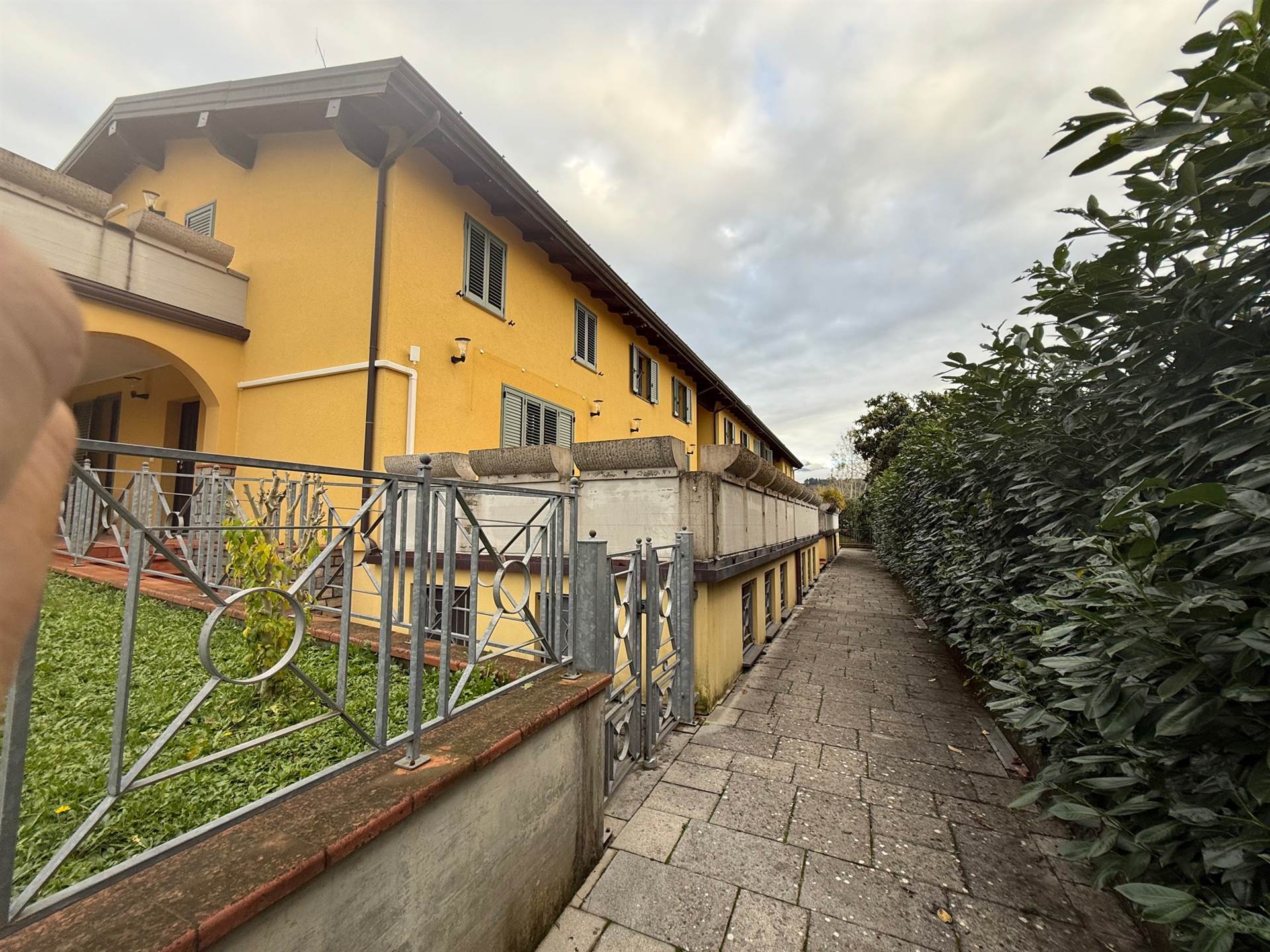 Villa con terrazzo a Aulla
