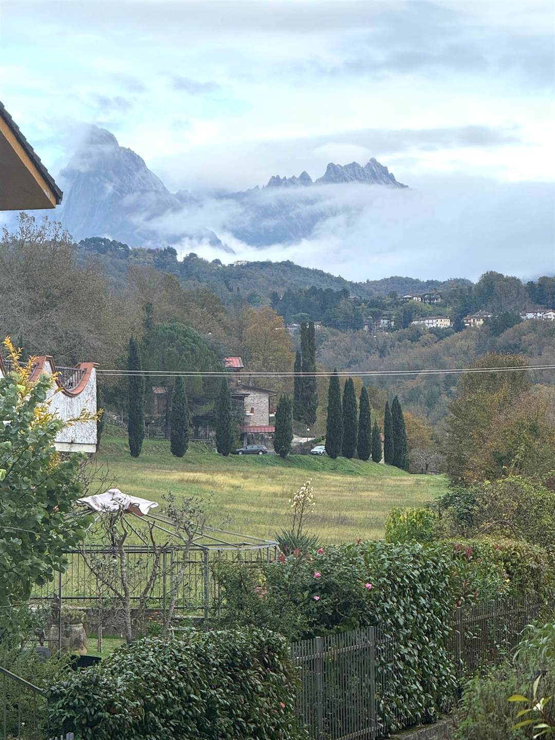 Villa con terrazzo a Aulla