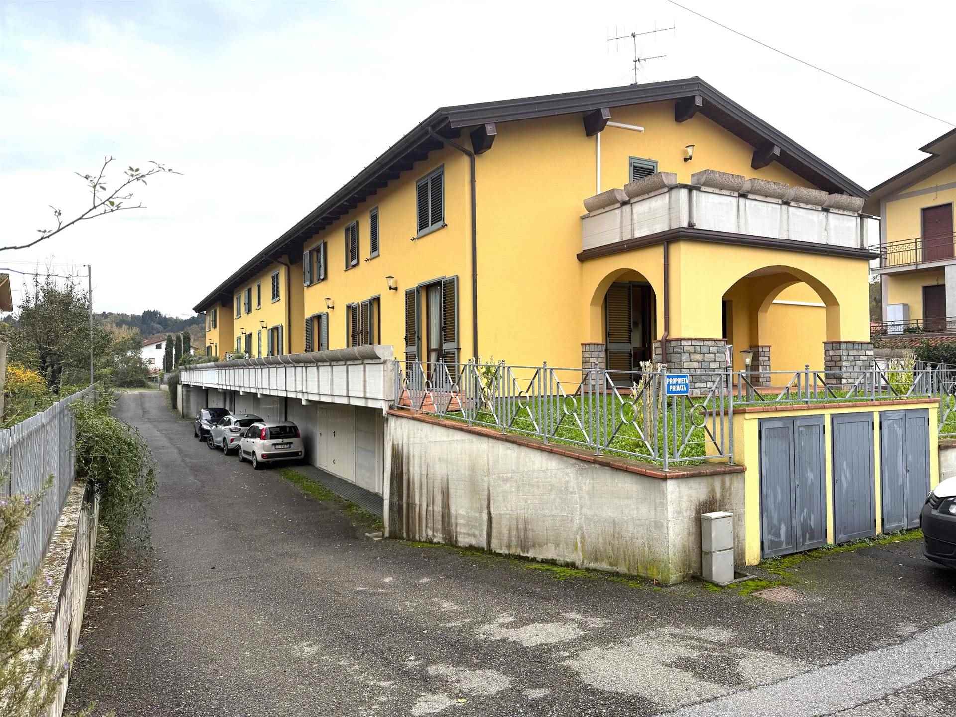 Villa con terrazzo a Aulla