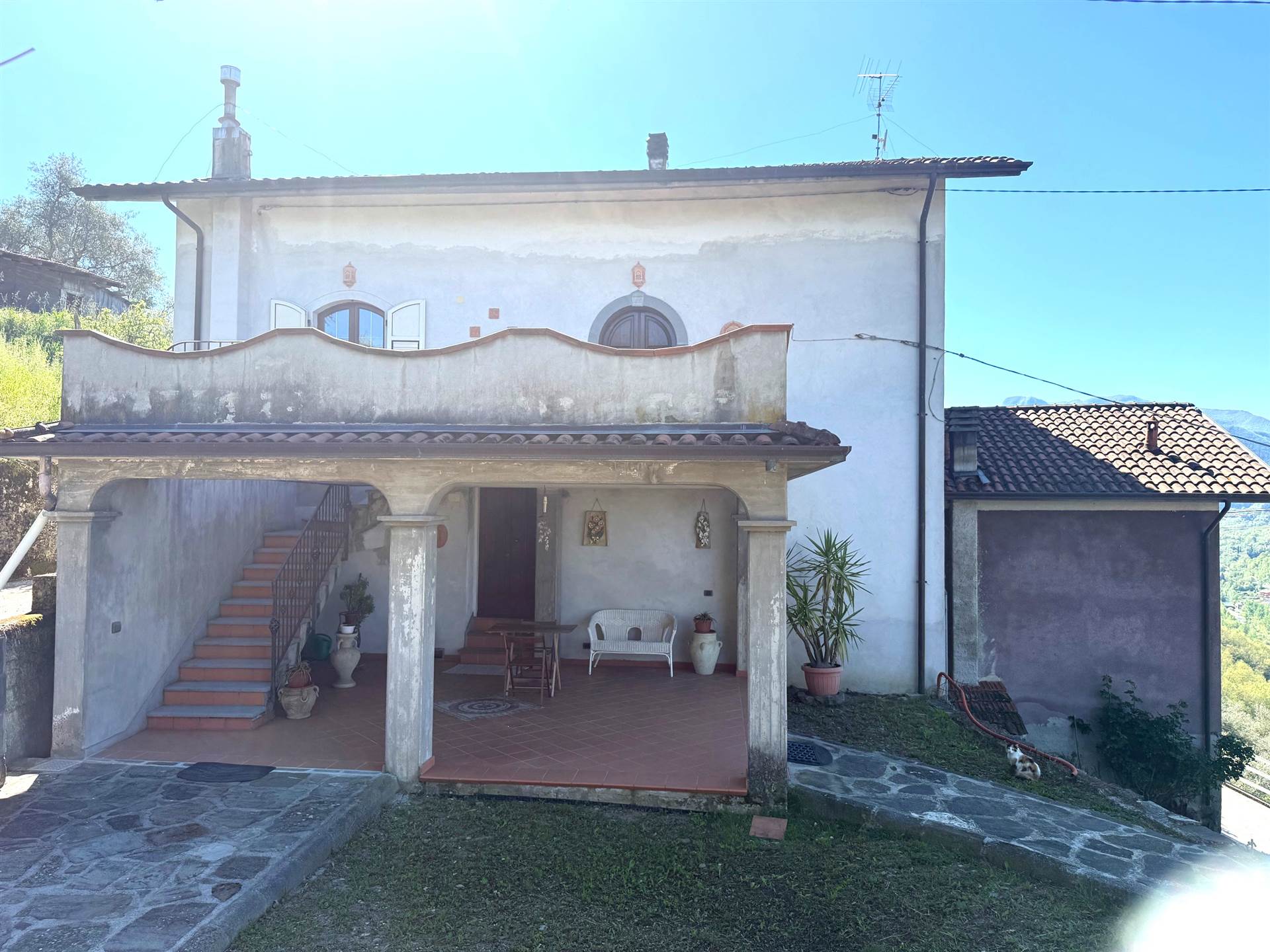 Casa indipendente con giardino a Fivizzano