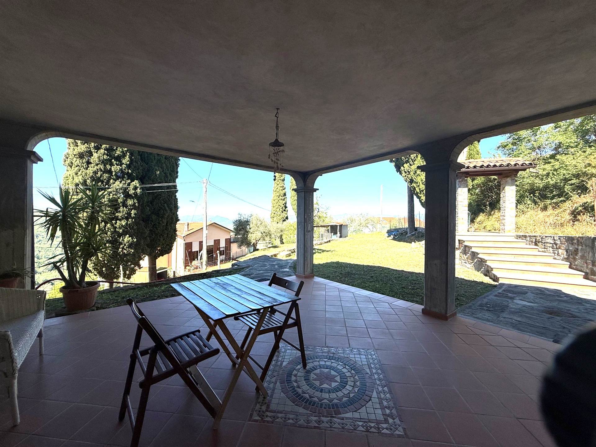 Casa indipendente con giardino a Fivizzano