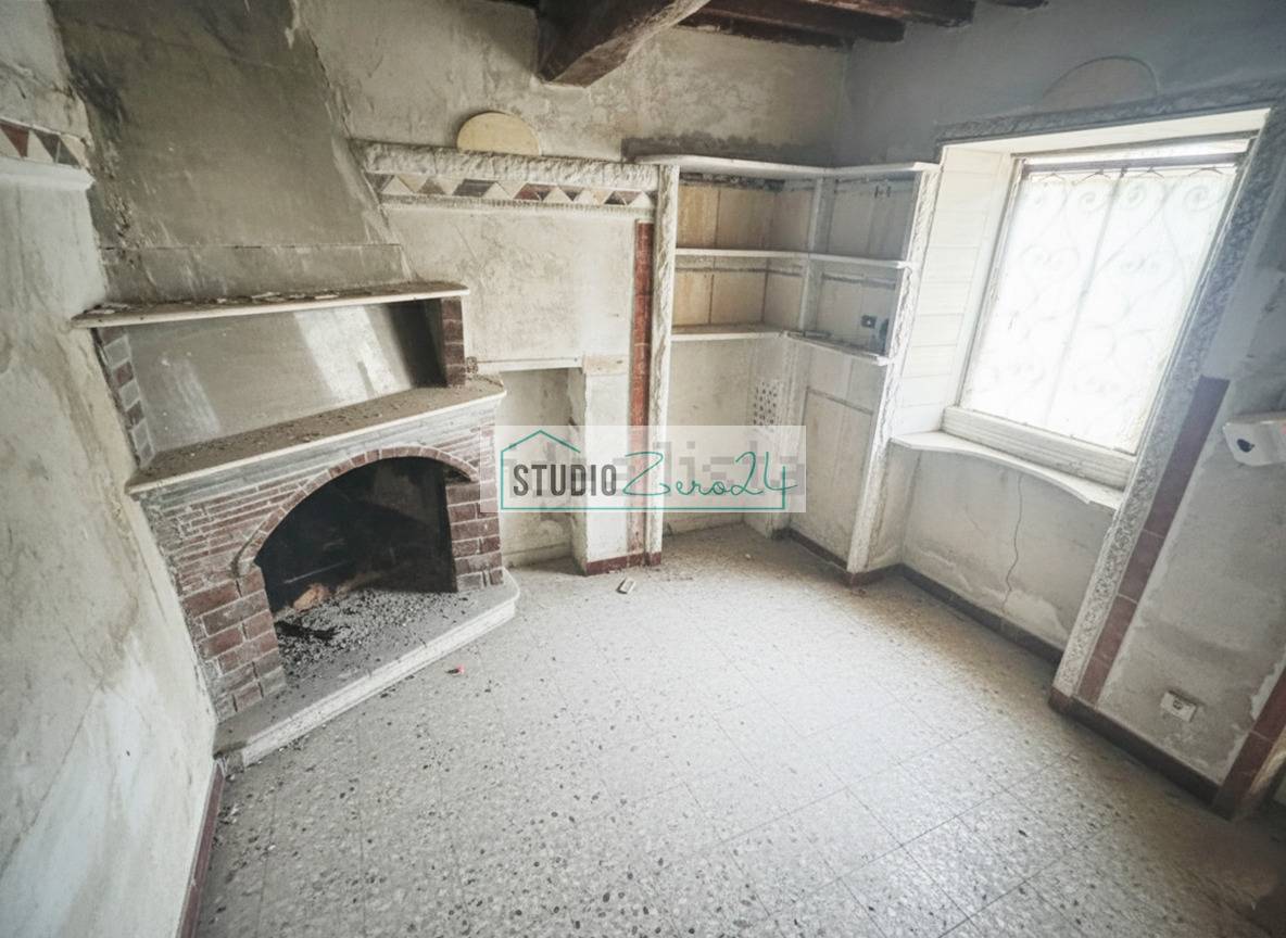 Casa semi indipendente in vendita a Montignoso, Capanne