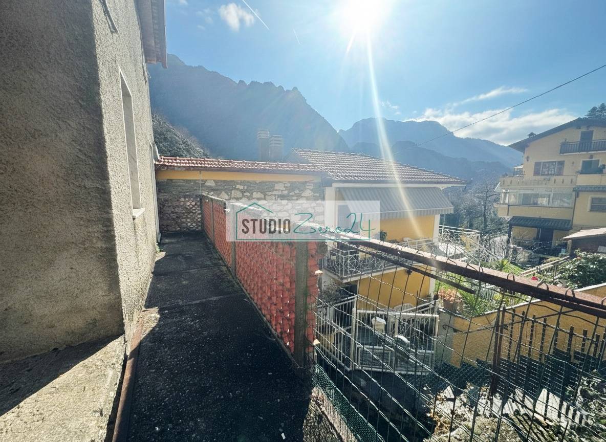 Casa semi indipendente in vendita a Massa