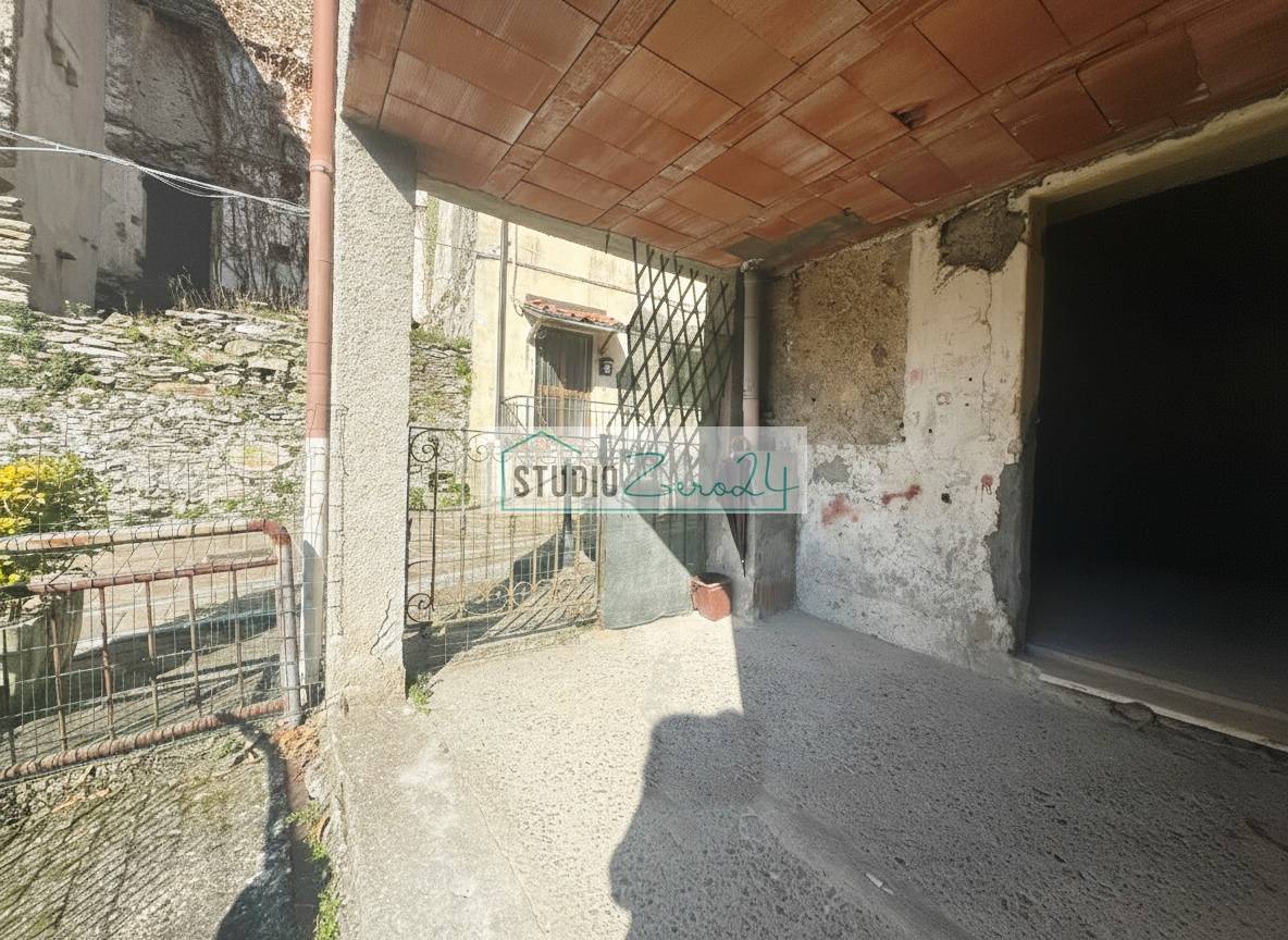 Casa semi indipendente in vendita a Massa