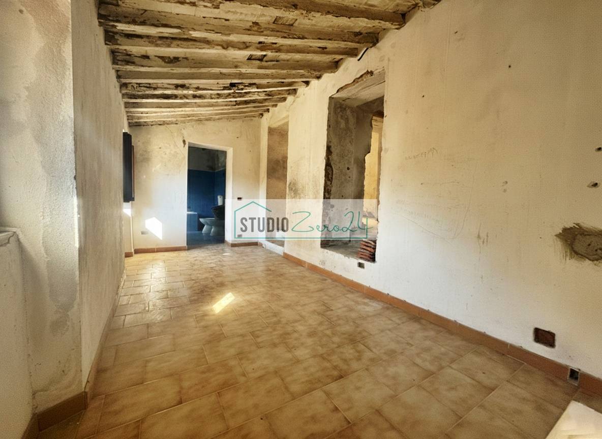 Casa semi indipendente in vendita a Massa