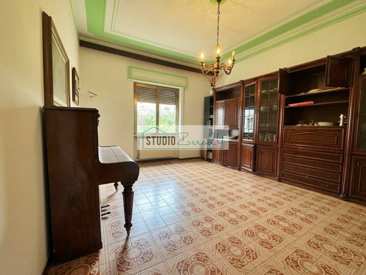 Appartamento in vendita a Massa, Borgo del Ponte