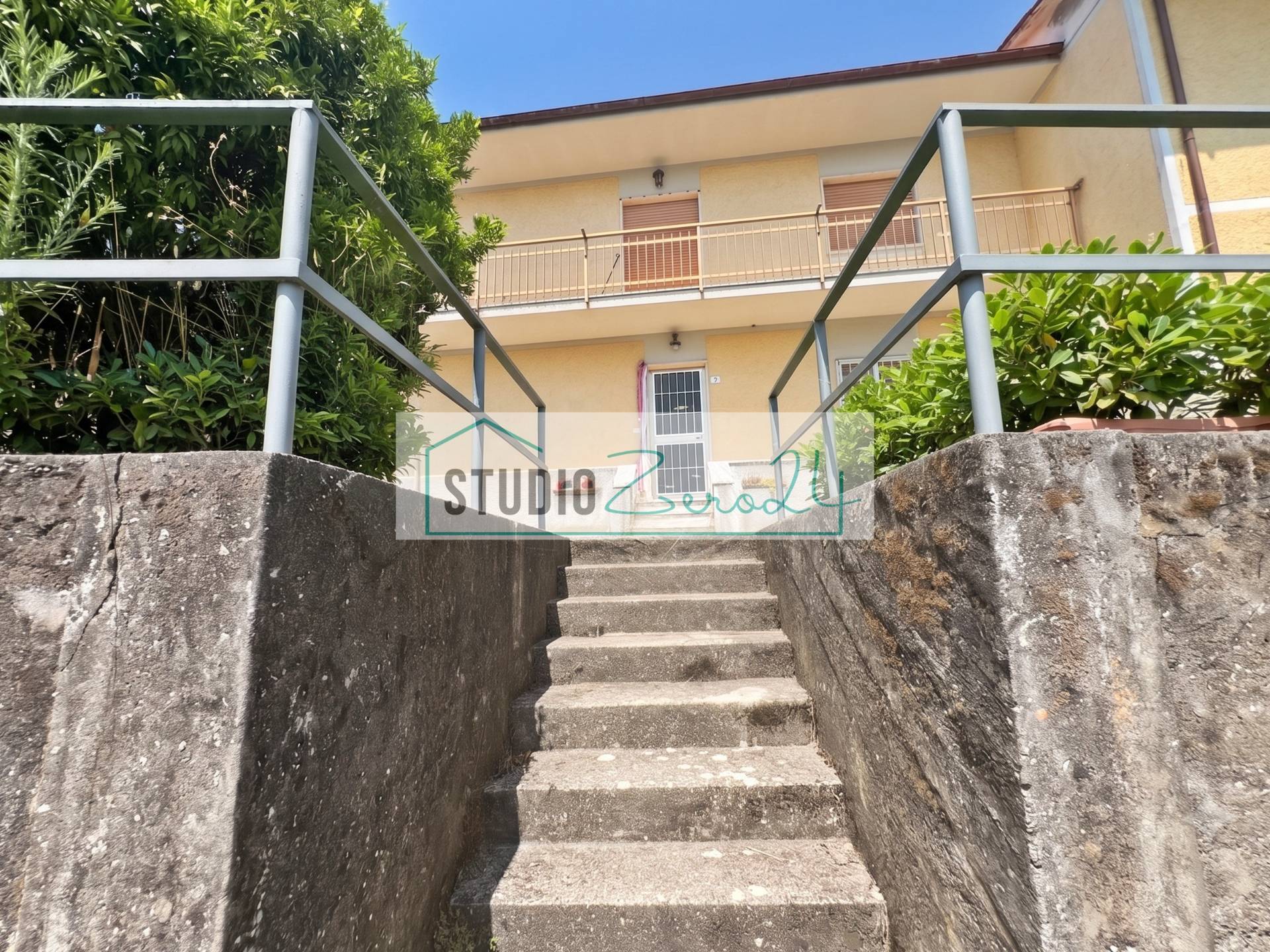 Casa semi indipendente in vendita a Montignoso, Cerreto