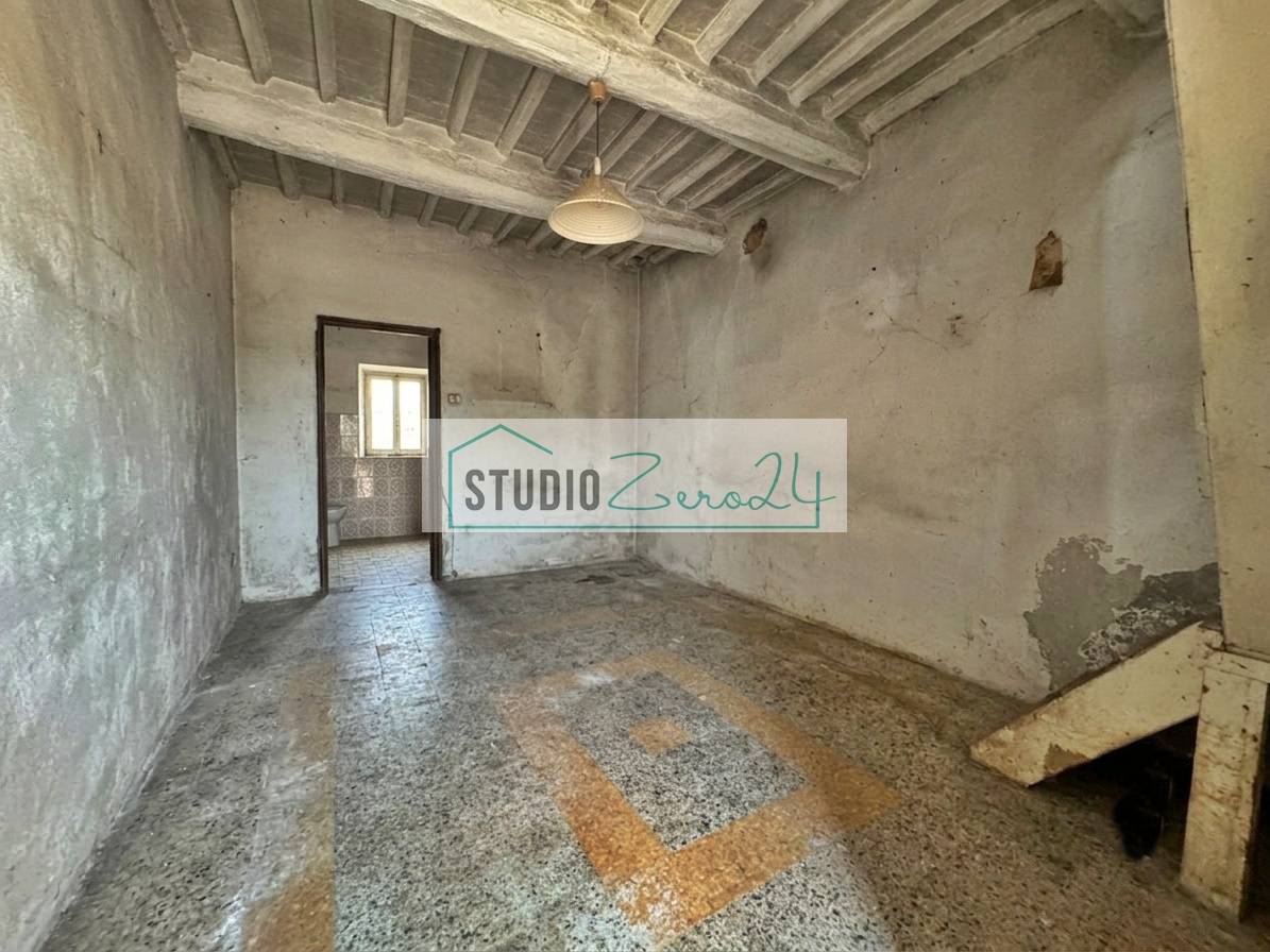 Casa semi indipendente in vendita a Montignoso, Capanne