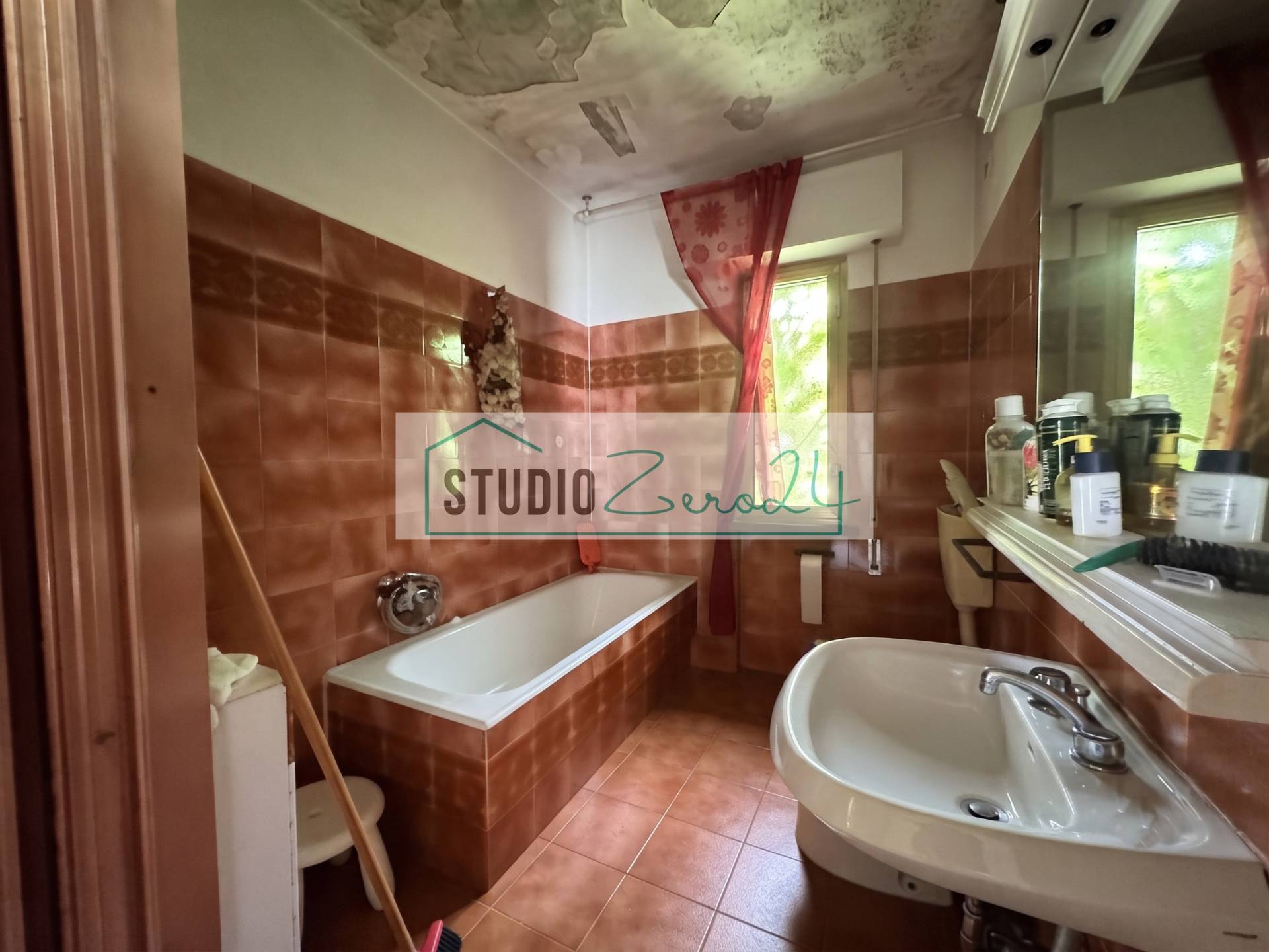 Villa in vendita a Massa, Marina di Massa