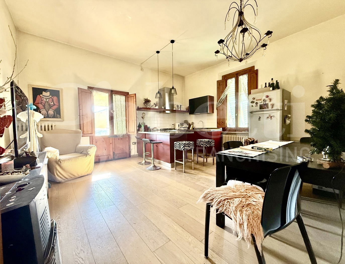 Casa indipendente con giardino a Fucecchio