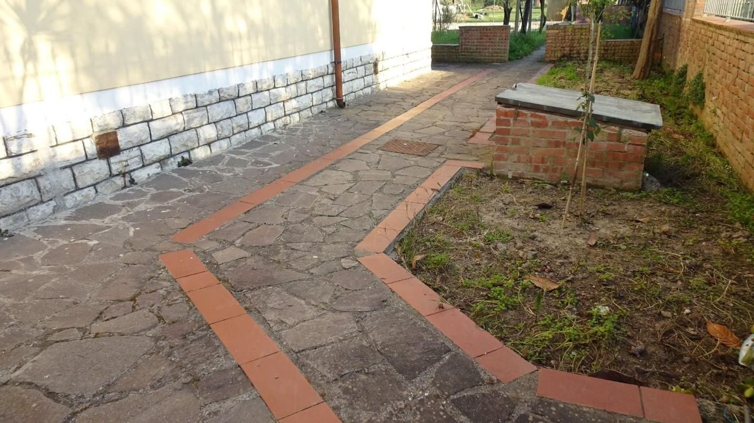 Villa con giardino a Pisa