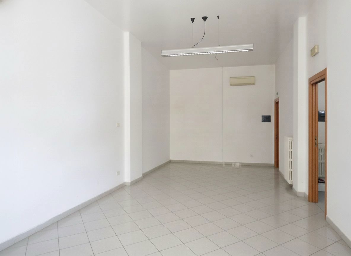 Ufficio in vendita a Cervia