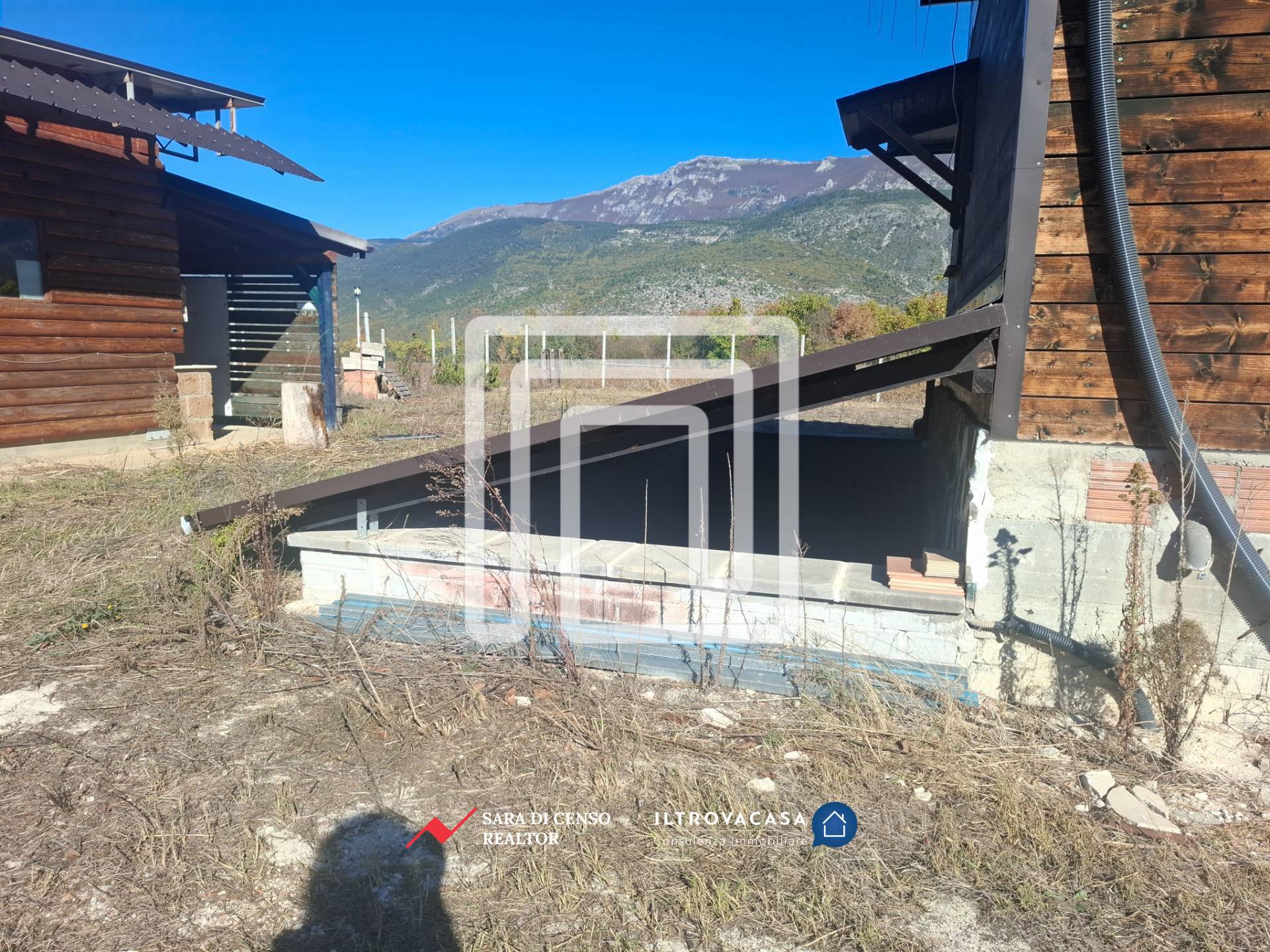 Magazzino in vendita a Corfinio