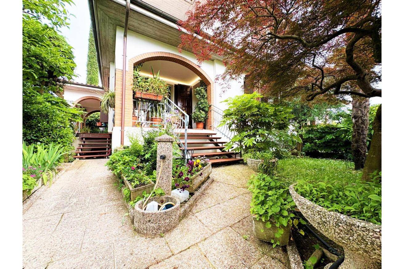 Villa in vendita a Castel San Pietro Terme