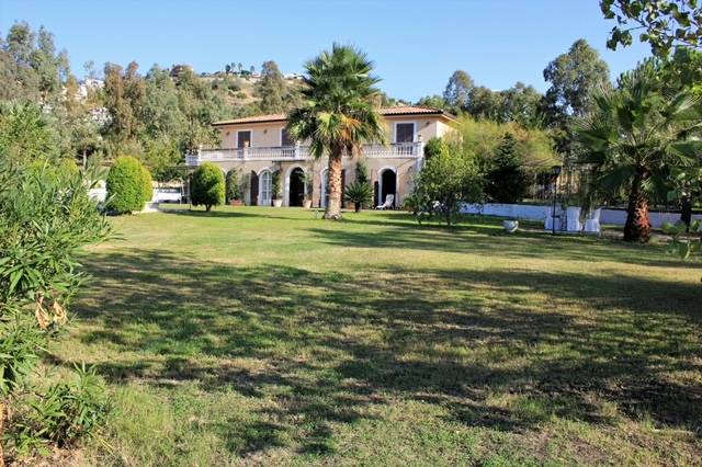 Villa in vendita a Furnari
