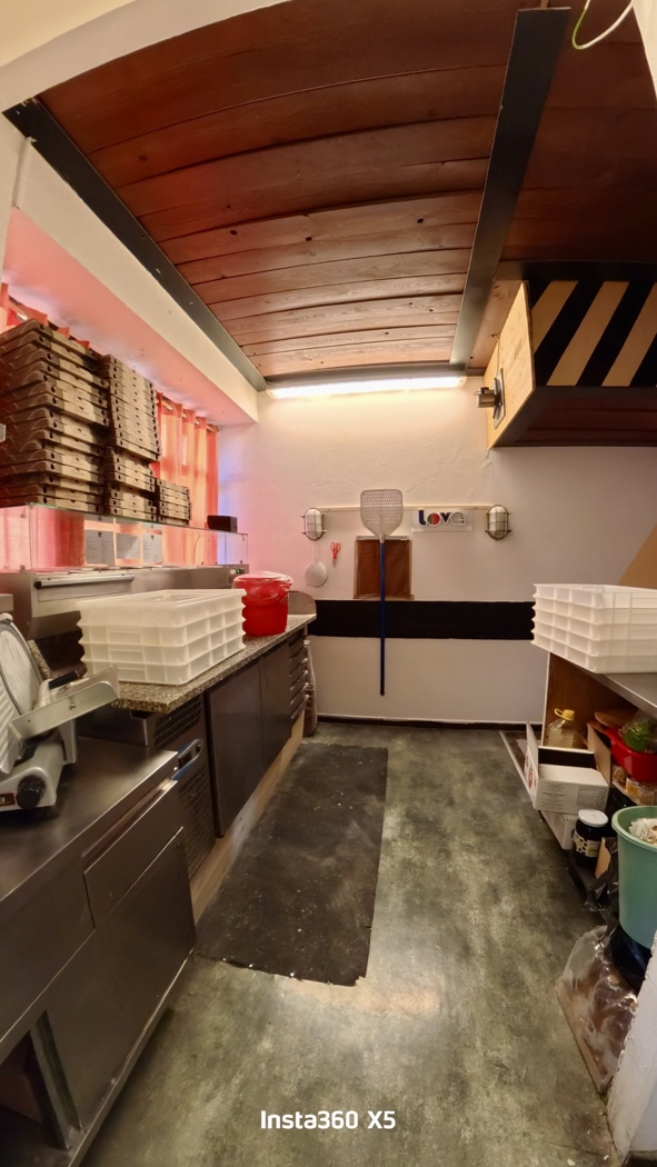 Attivit� commerciale Ristorante e pizzeria in vendita a Bolzano