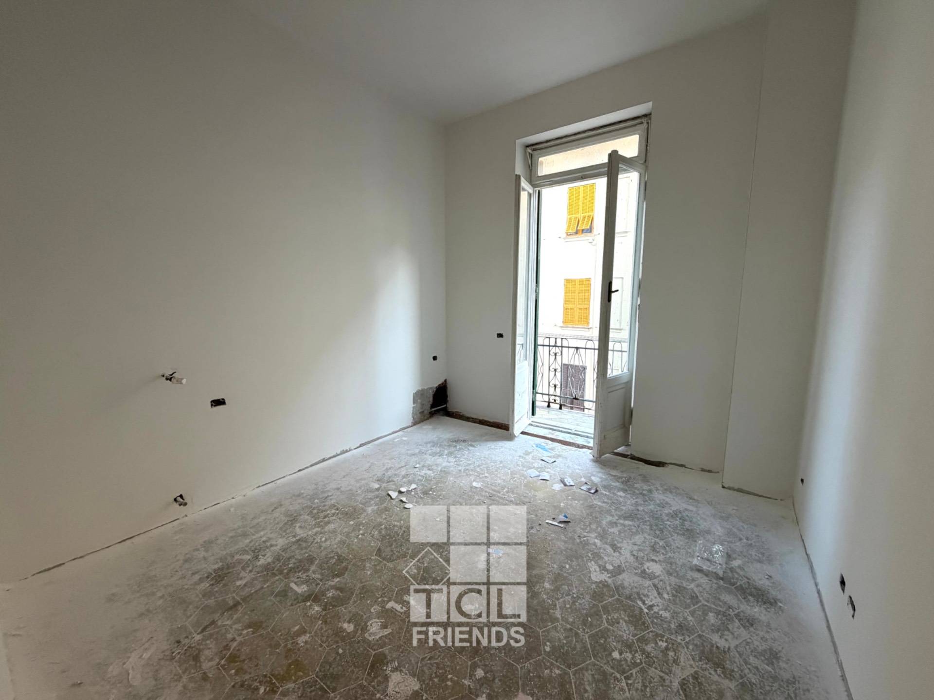 Appartamento in vendita a Genova, Carignano