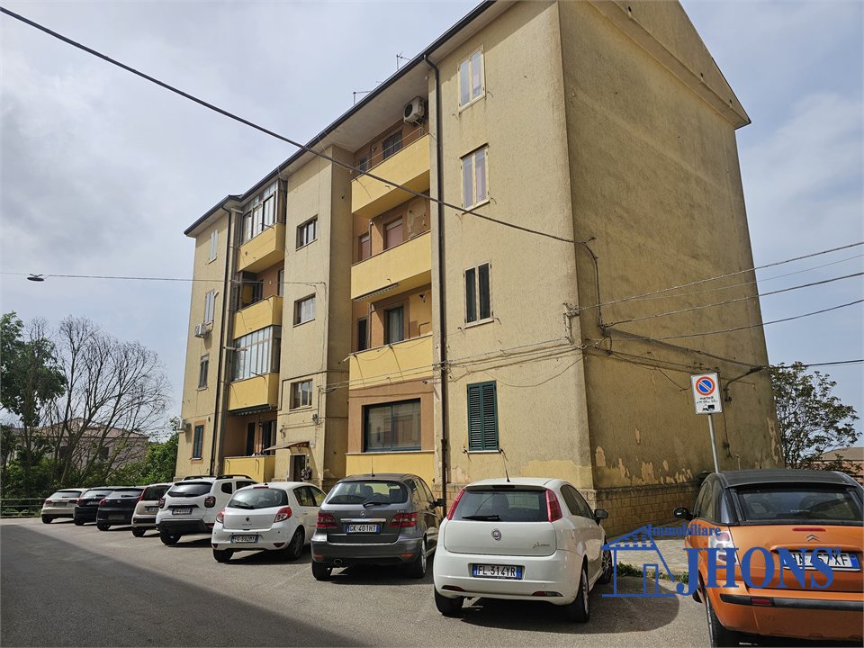 Quadrilocale in vendita a Enna