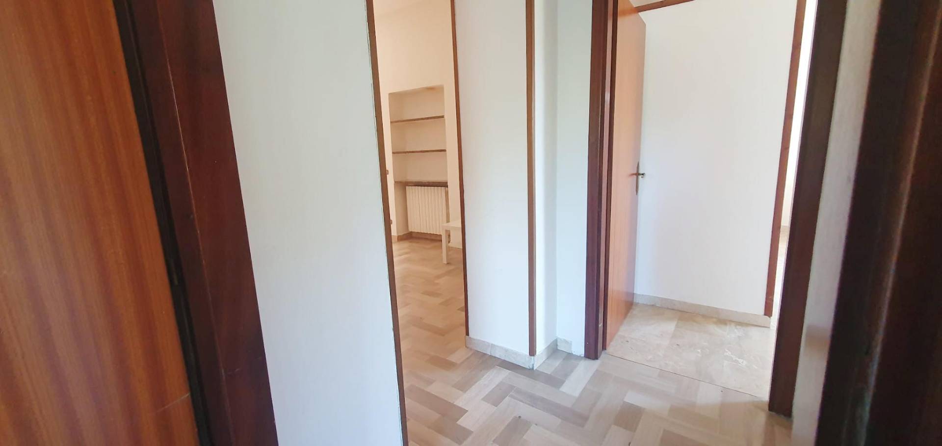 Appartamento in vendita a Massa, Periferia
