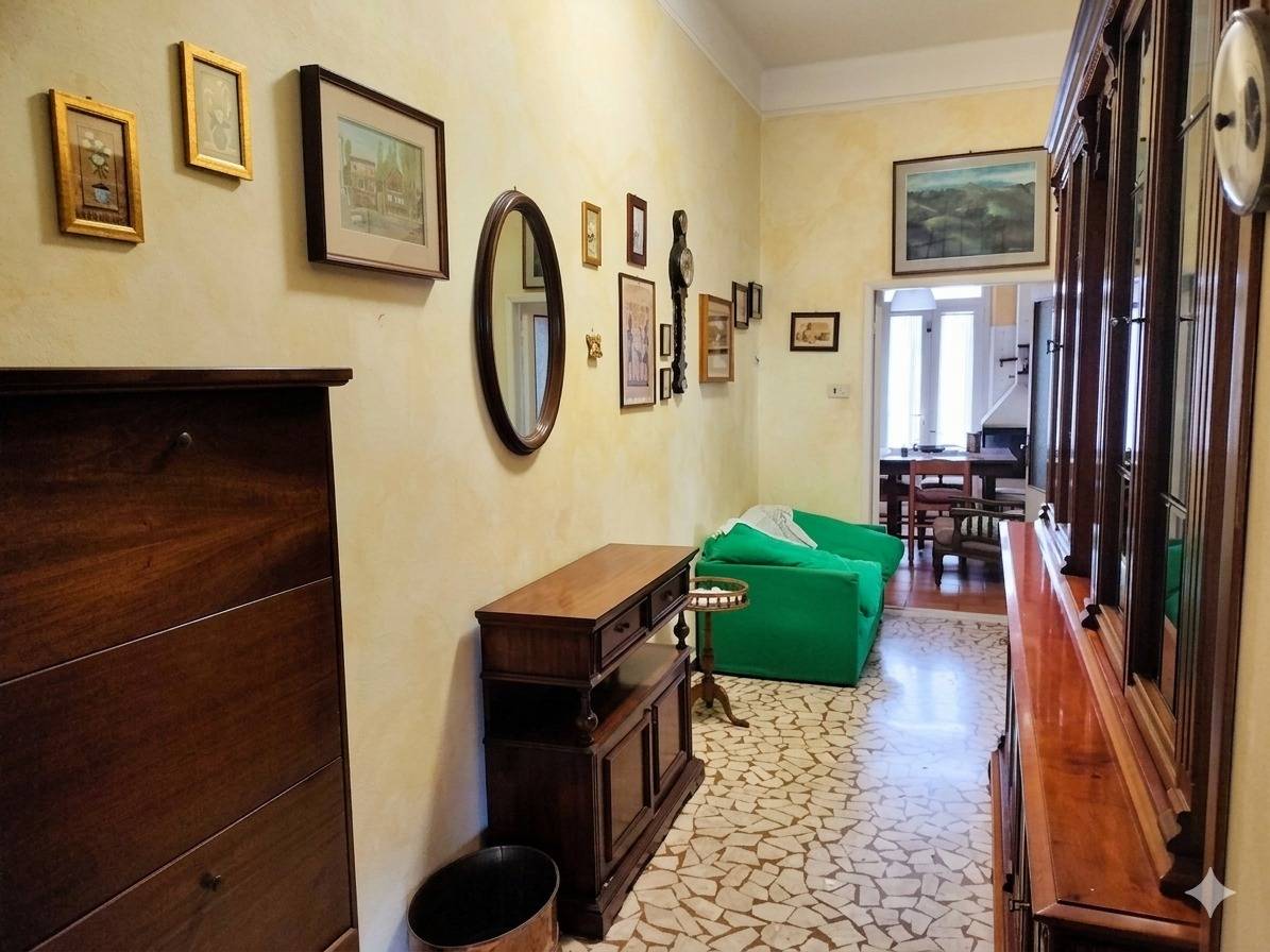 Appartamento in vendita a Massa, Marina di Massa