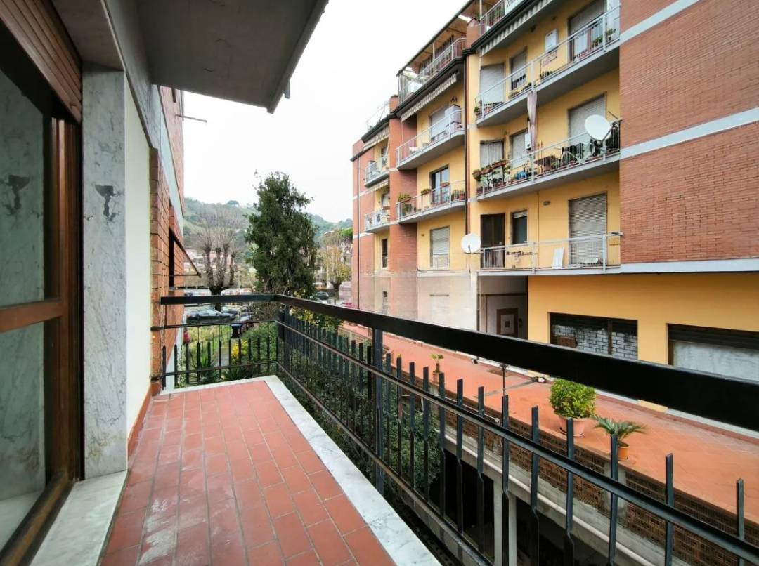 Appartamento in vendita a Carrara