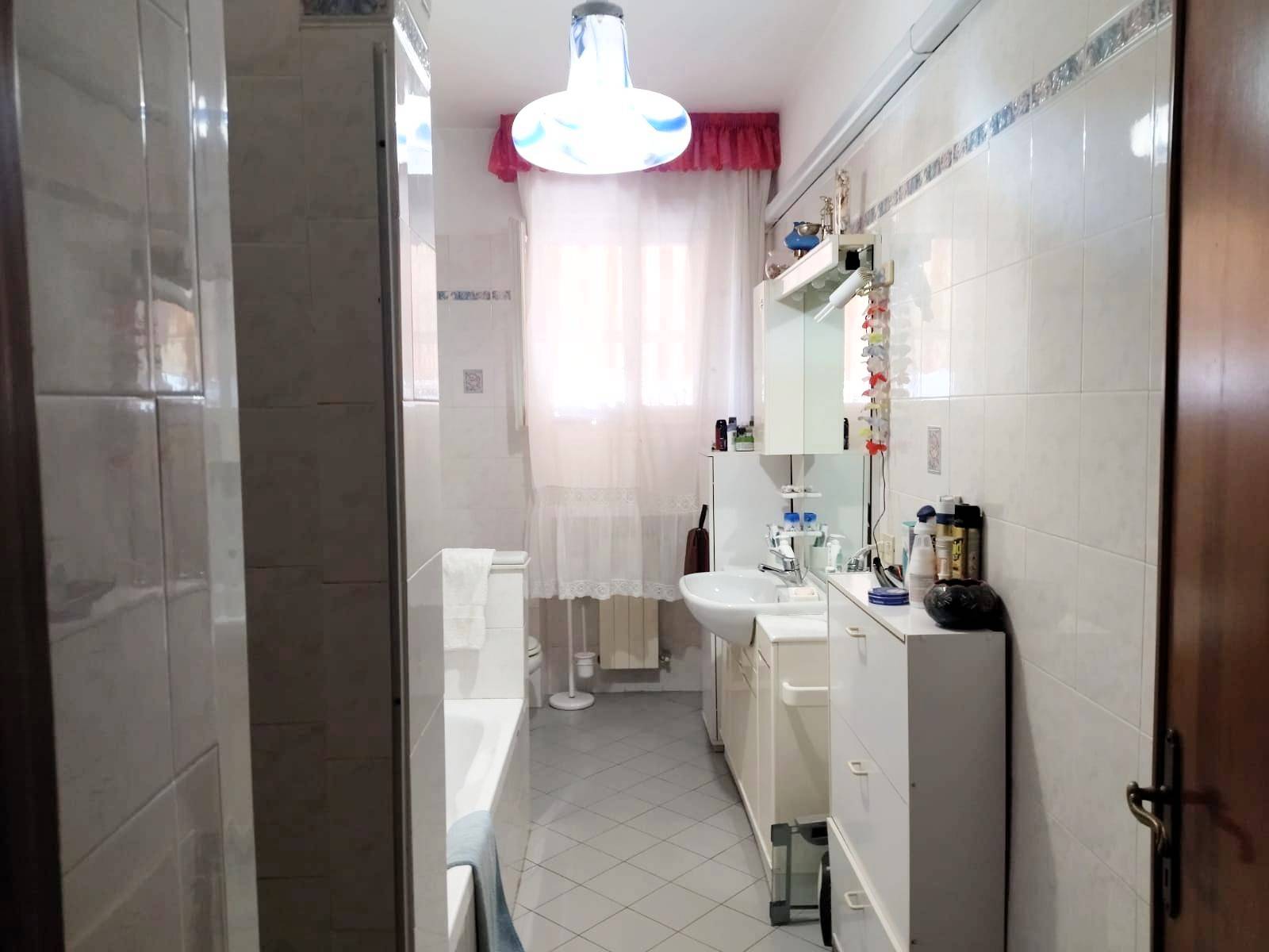Appartamento in vendita a Massa, Centro