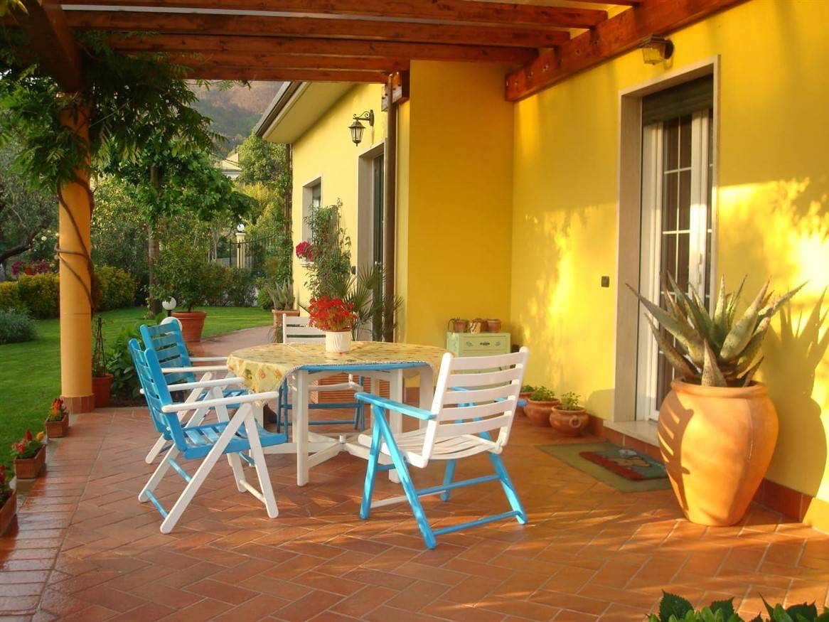 Villa Singola in vendita a Montignoso