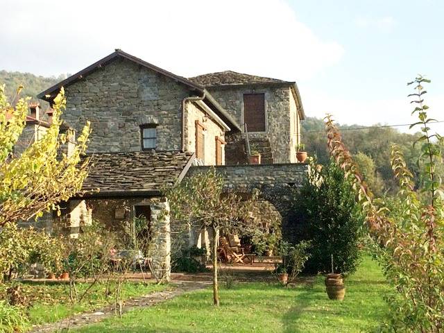 Casale/Rustico in vendita a Filattiera