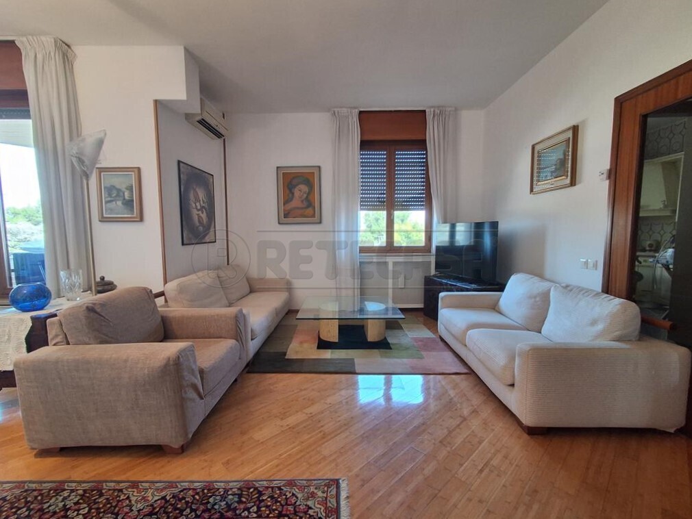 Appartamento con terrazzi in via brigata granatieri di sardegna 7, Vicenza