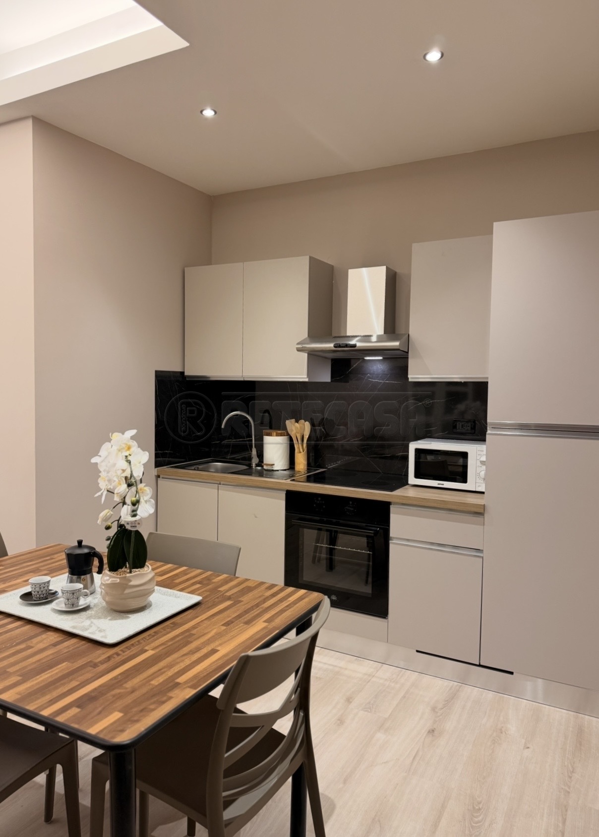 Trilocale con terrazzo in via giacomo medici 26, Vicenza