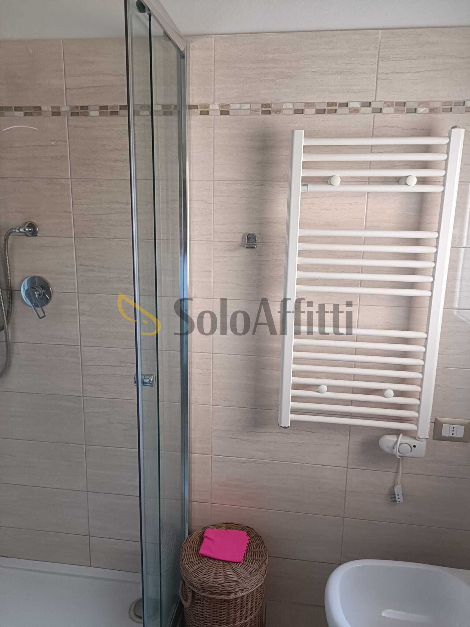 Trilocale in affitto in via costanza bruno 34, Siracusa