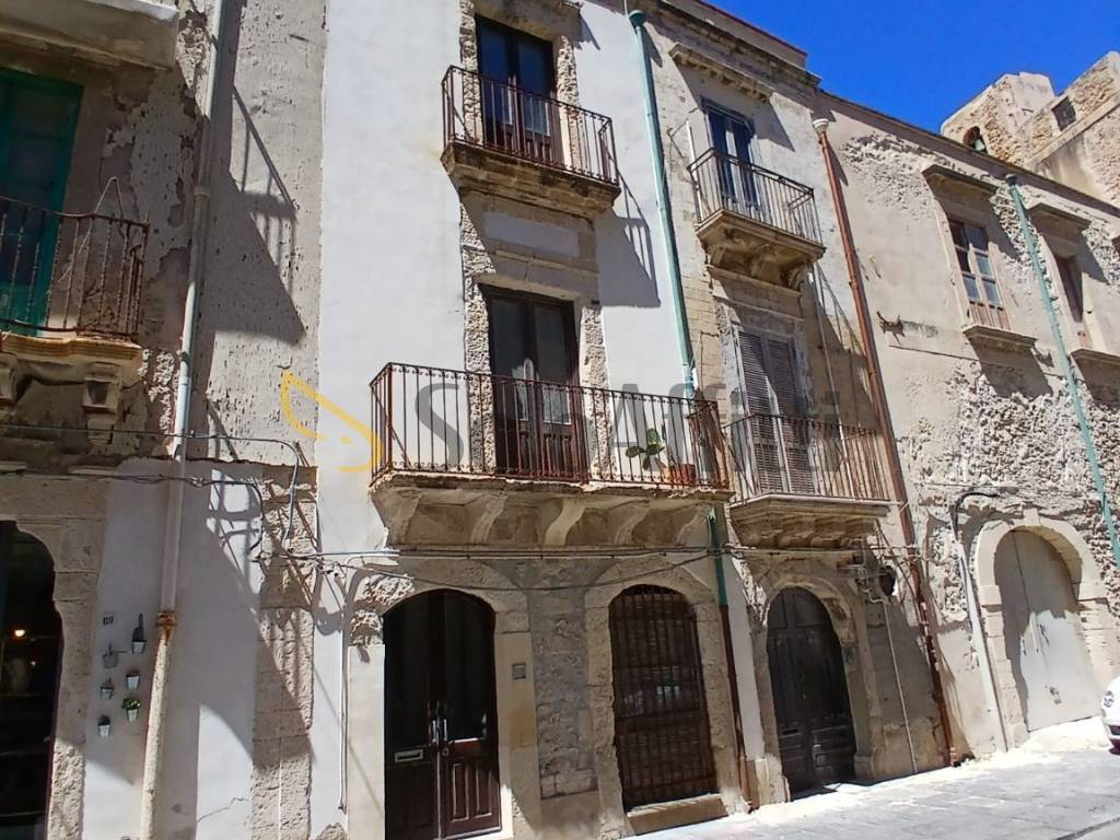 Bilocale in affitto in via vittorio veneto 121, Siracusa