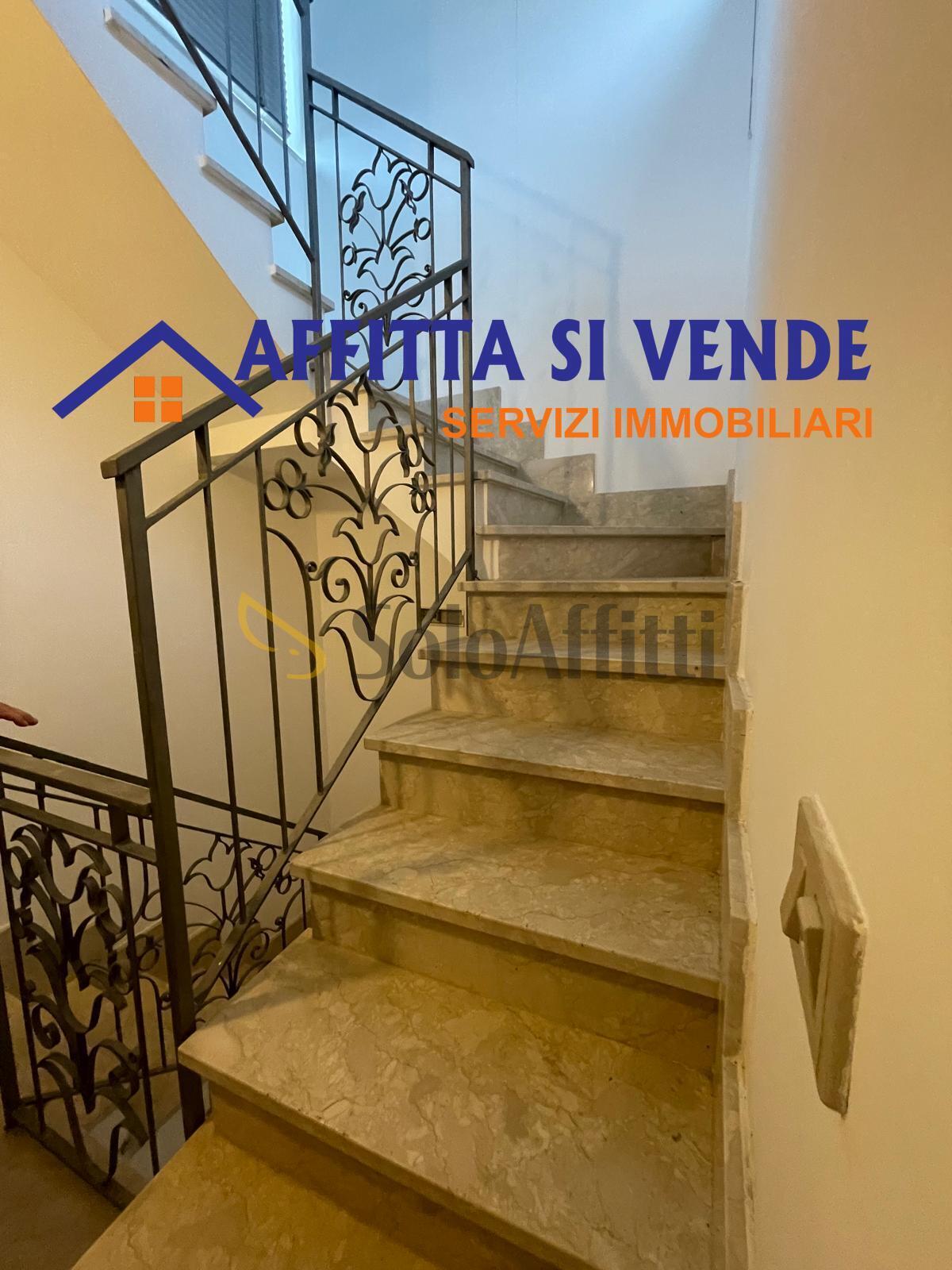 Casa indipendente in affitto in via umberto i� 31/a, Melilli