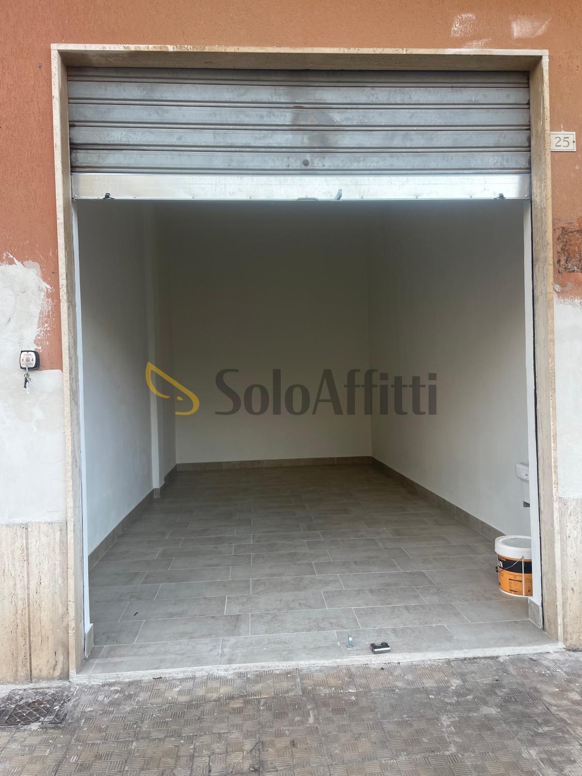 Box/Garage 25mq in affitto in via svizzera 23, Siracusa