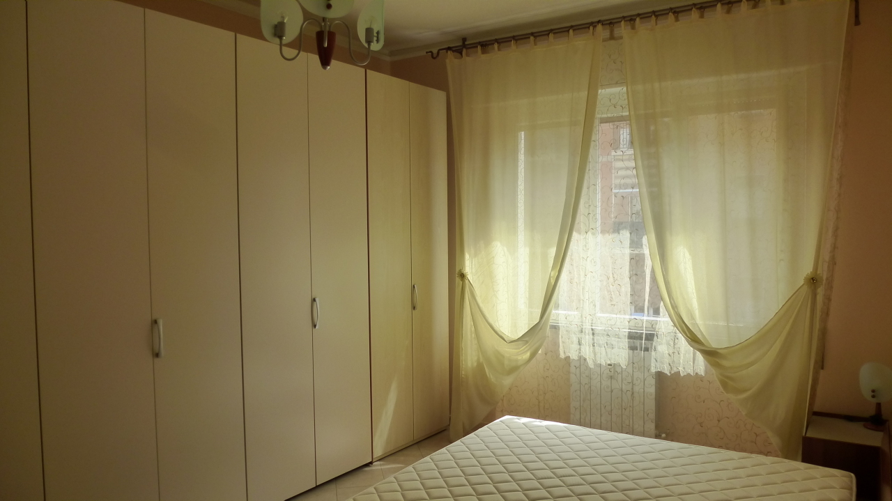 Trilocale ristrutturato, La Spezia porto
