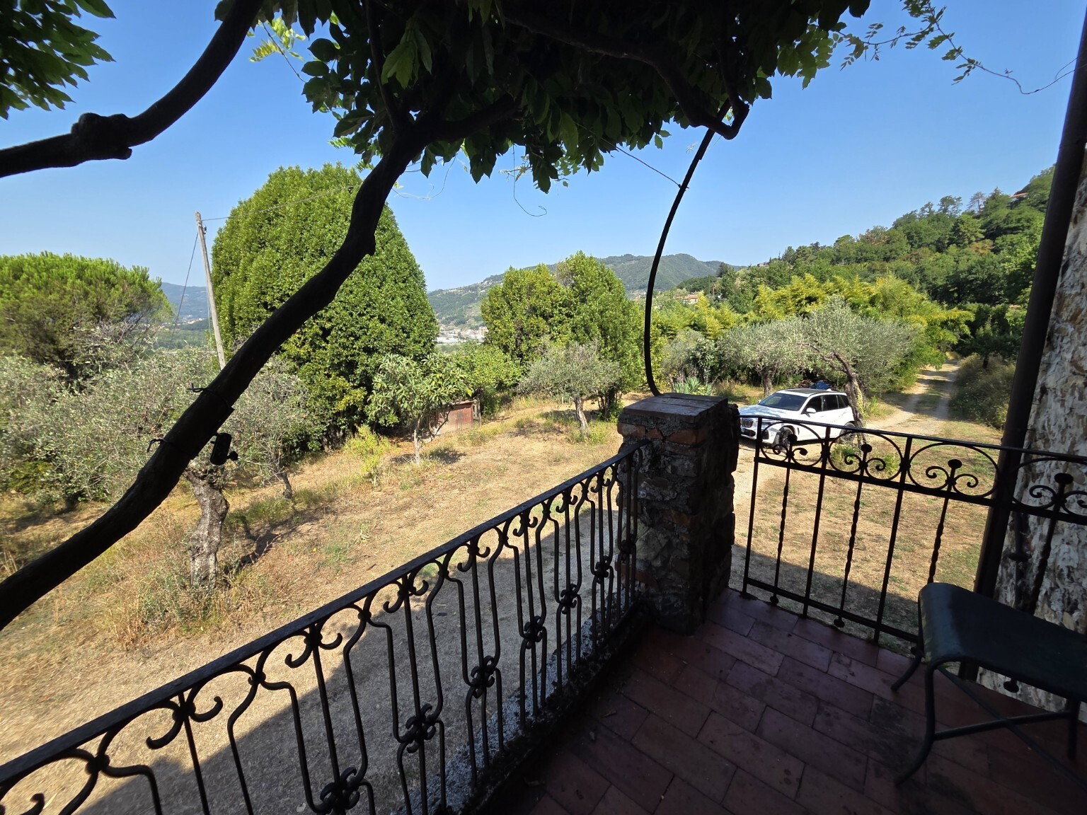Rustico con giardino a Santo Stefano di Magra