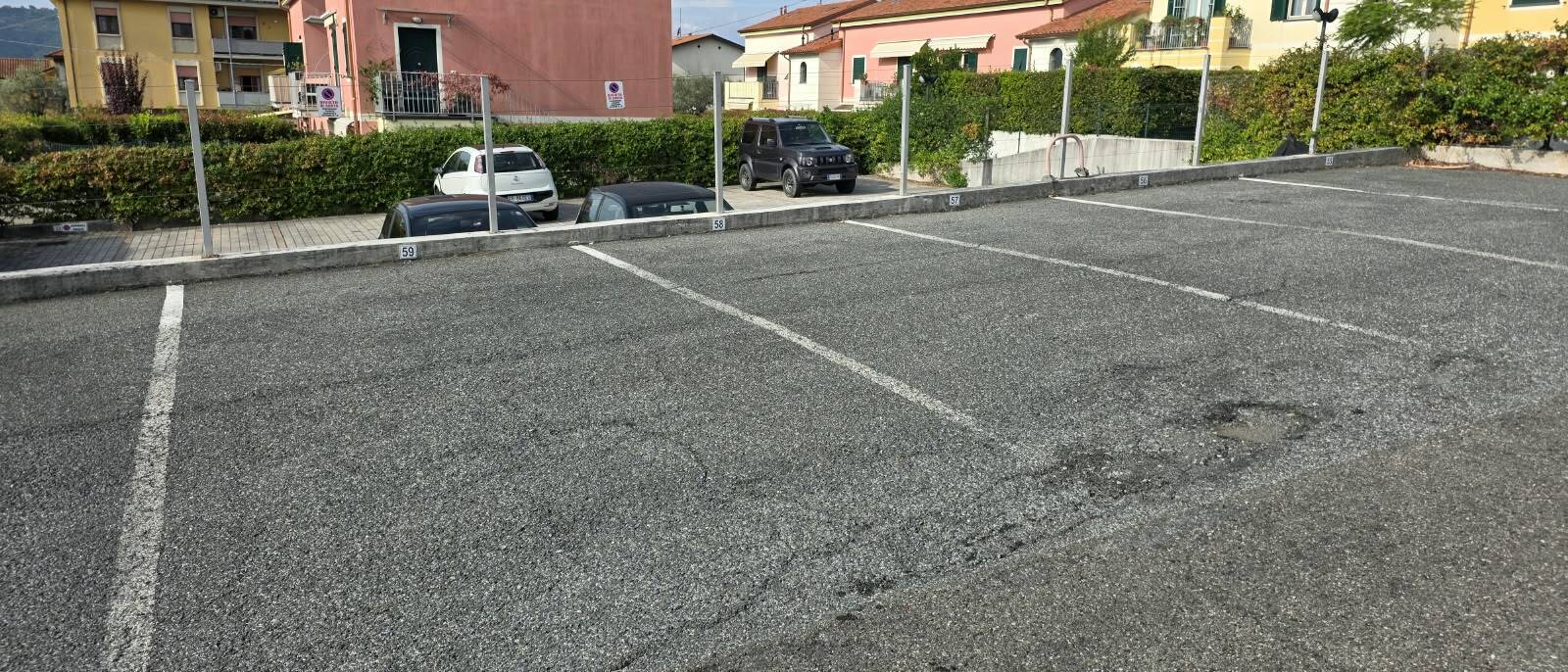 Box/Garage 12mq in vendita a Santo Stefano di Magra