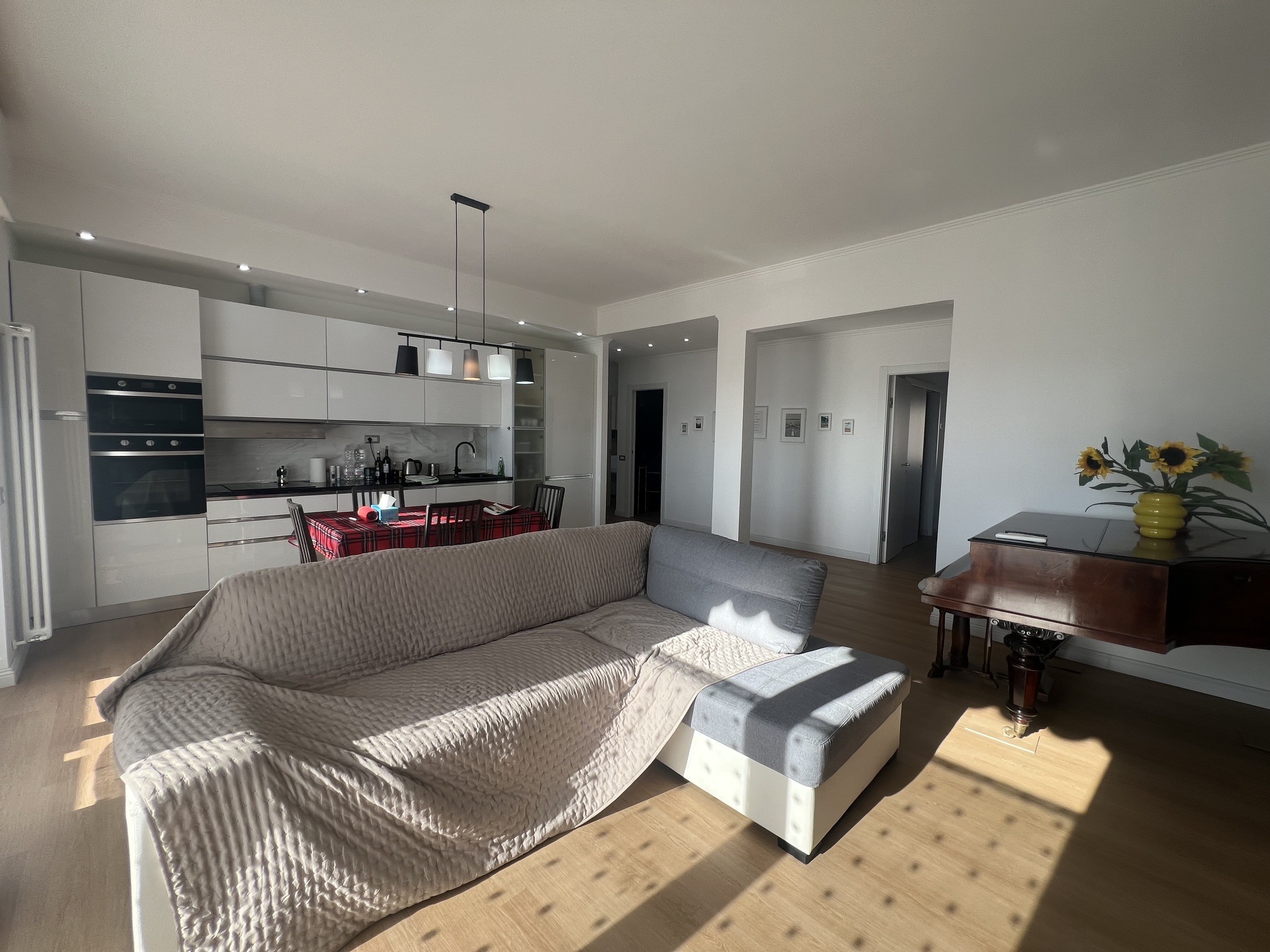 Quadrilocale con terrazzo, La Spezia est