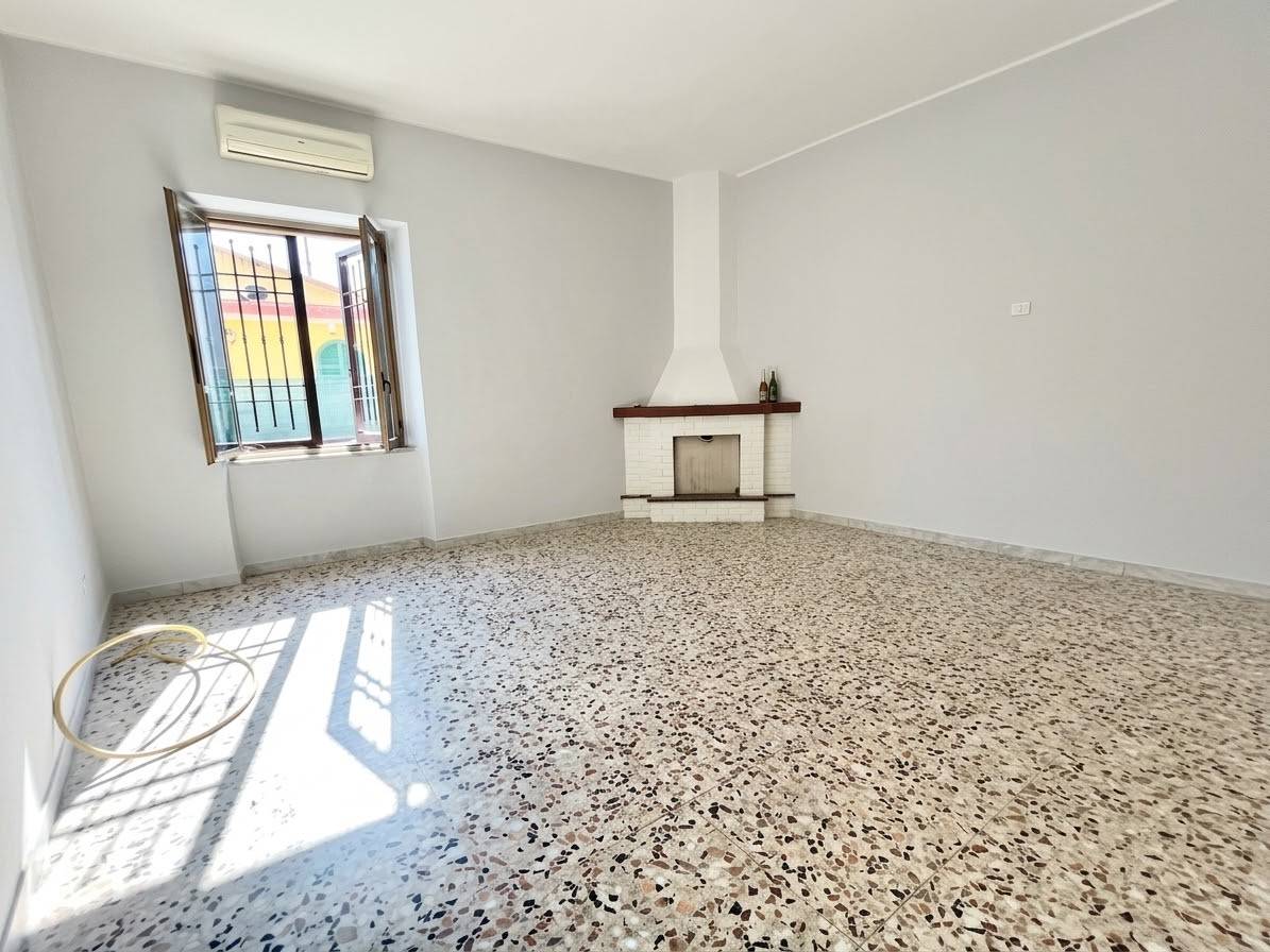 Appartamento in affitto a Brusciano